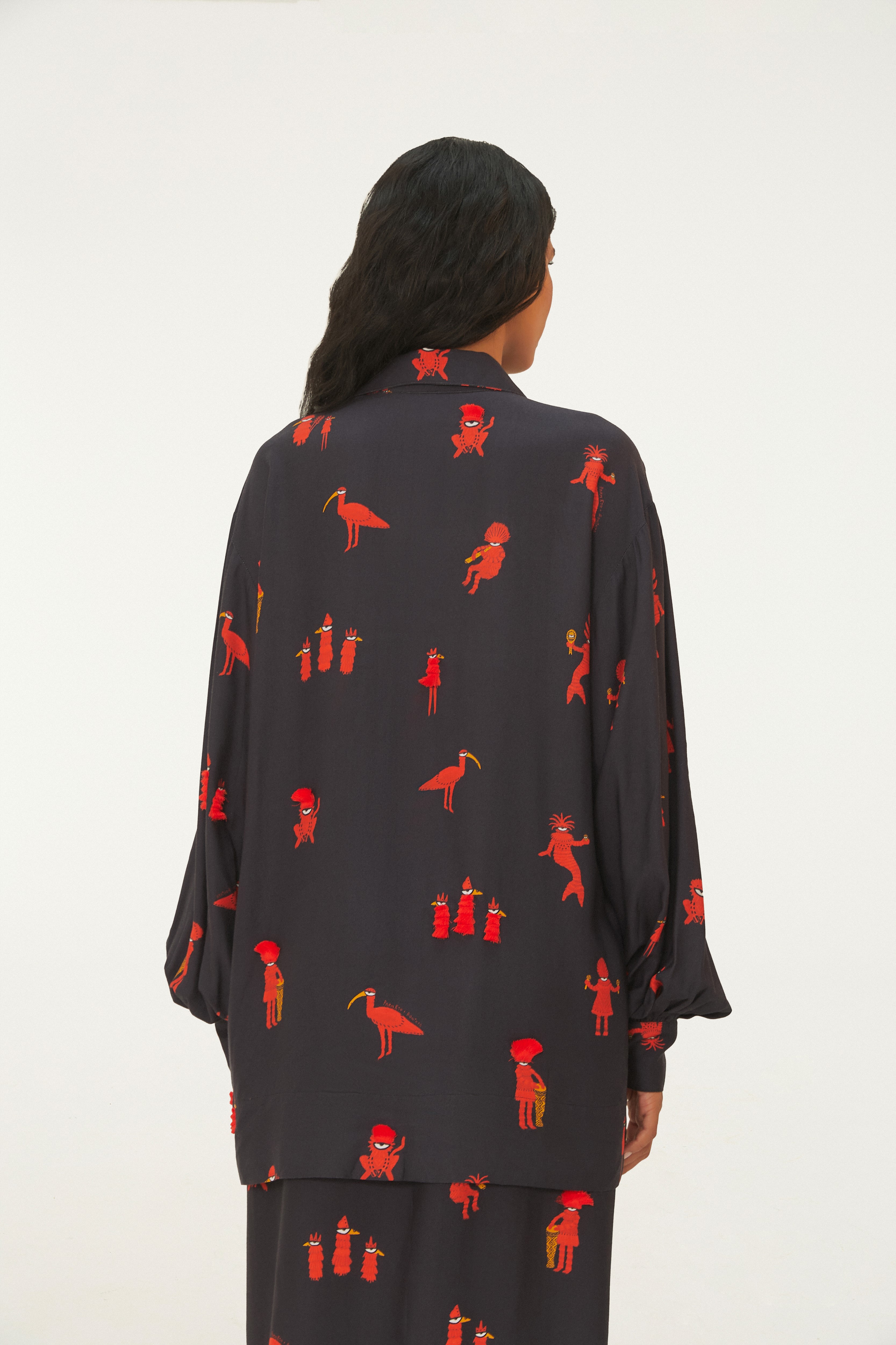Camisa Bordada Estampada Enkantados