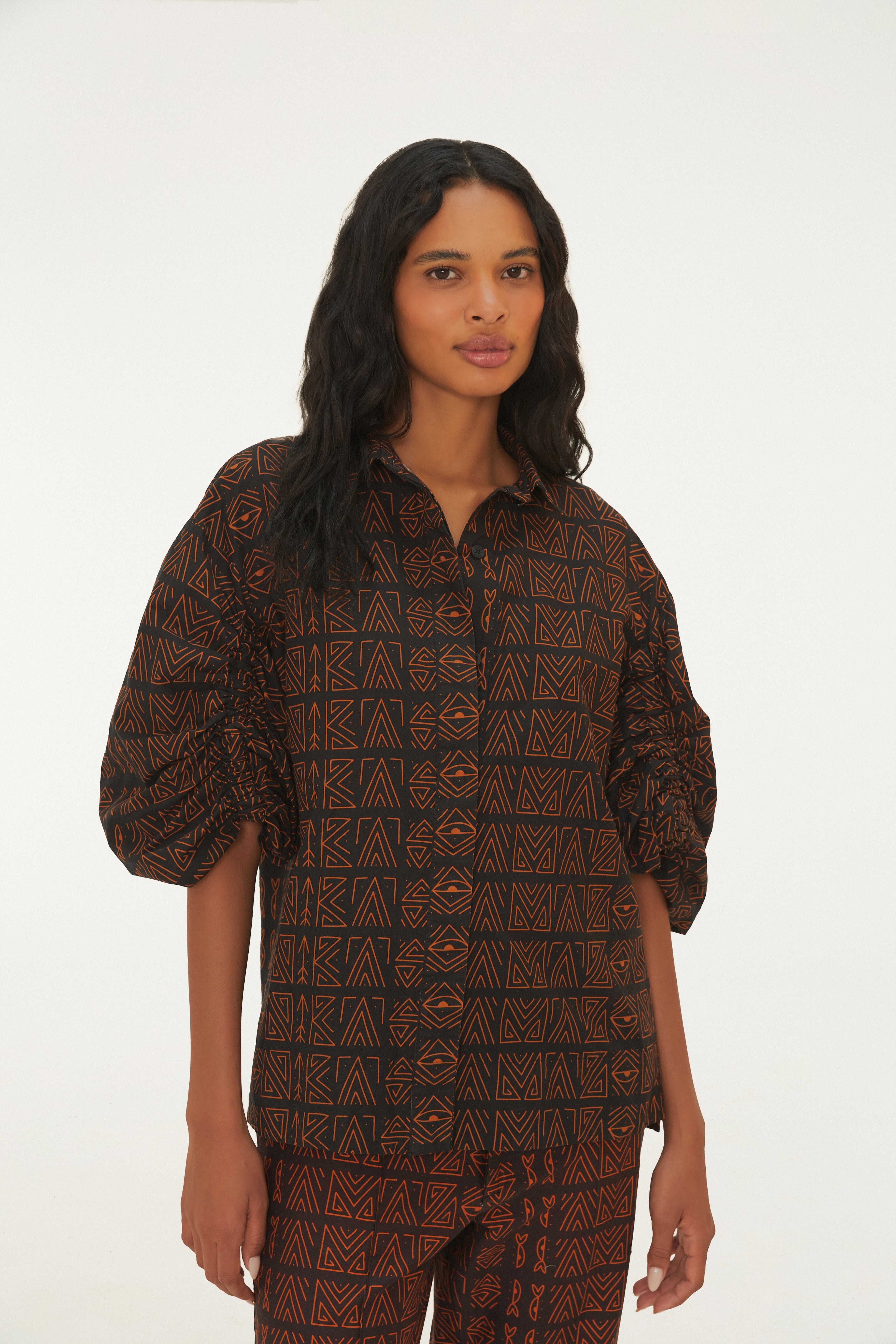 Camisa Estampada Tipográfico Amazônia
