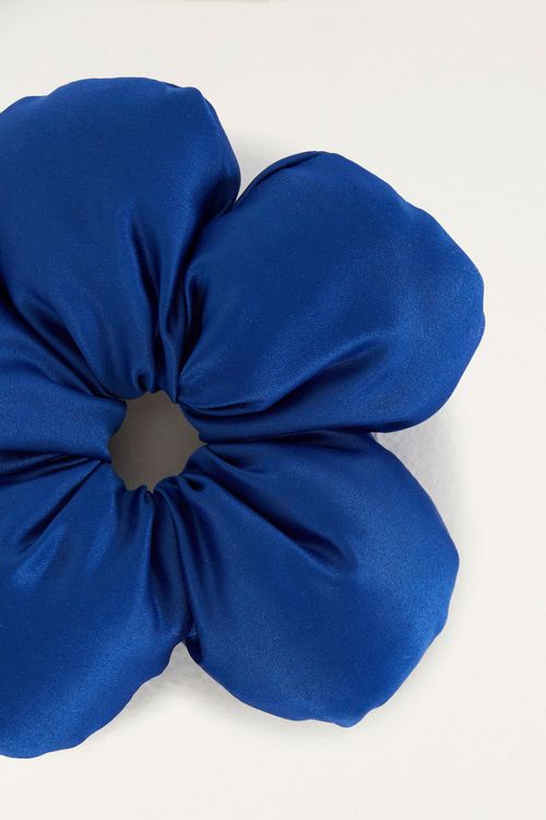 353857_2015_2-SCRUNCHIE-PUFFER-AZUL