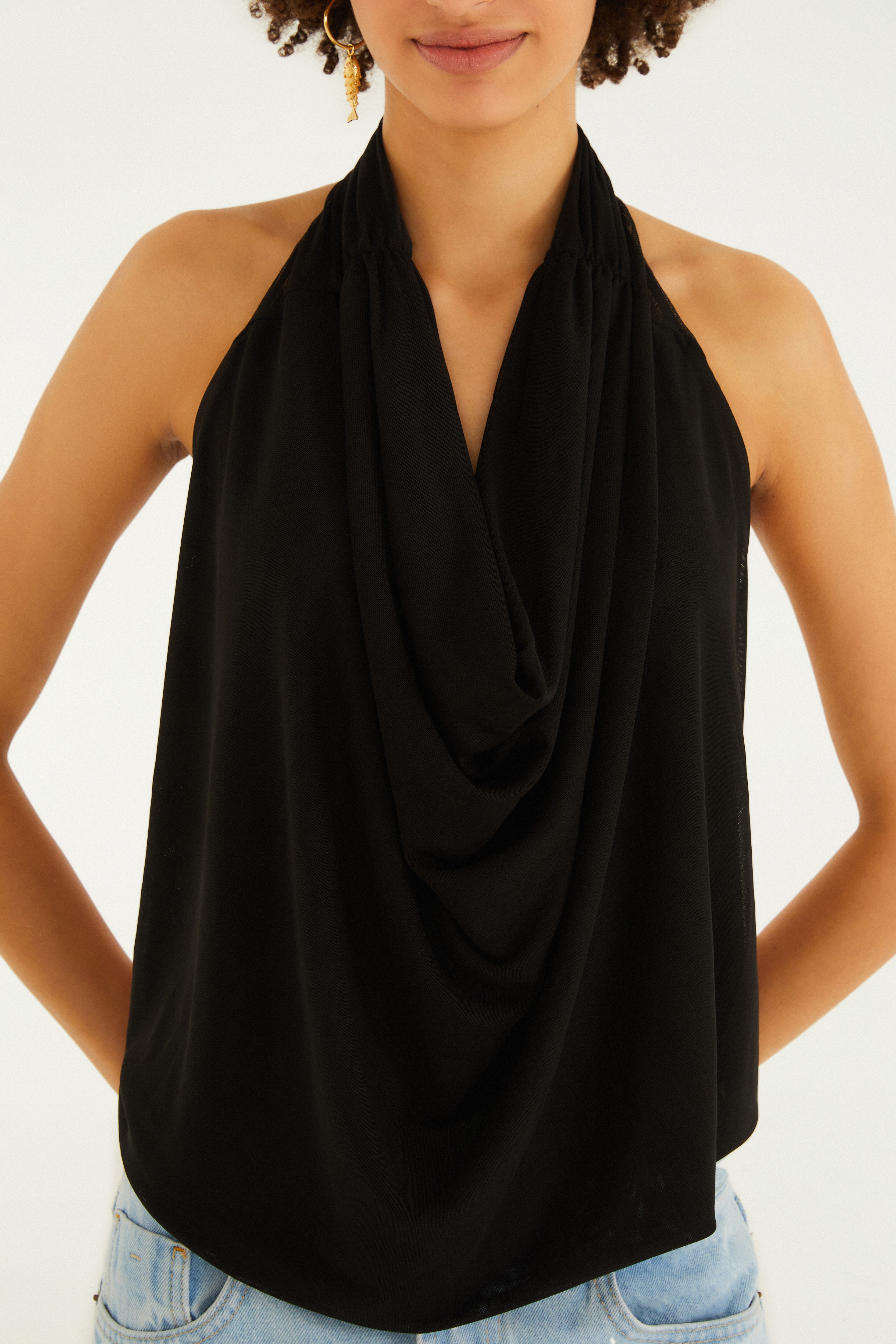 Blusa Frente Única Tule