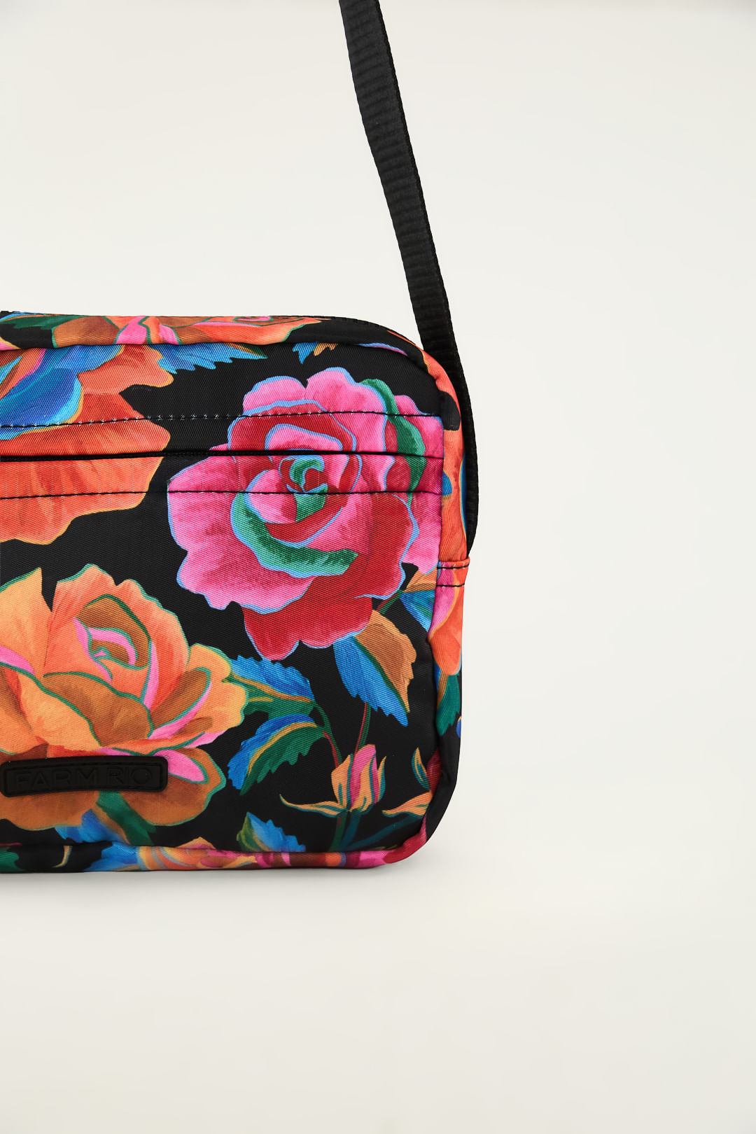 353789_54866_2-BOLSA-ZIRIGUIDUM-ROSAS-PINTADAS