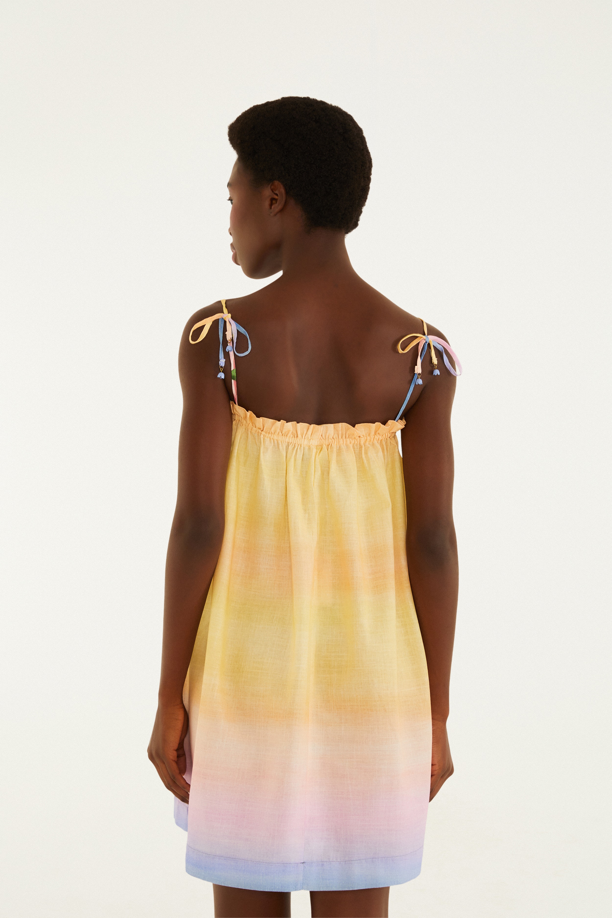 Vestido Curto Estampado Floral Lena