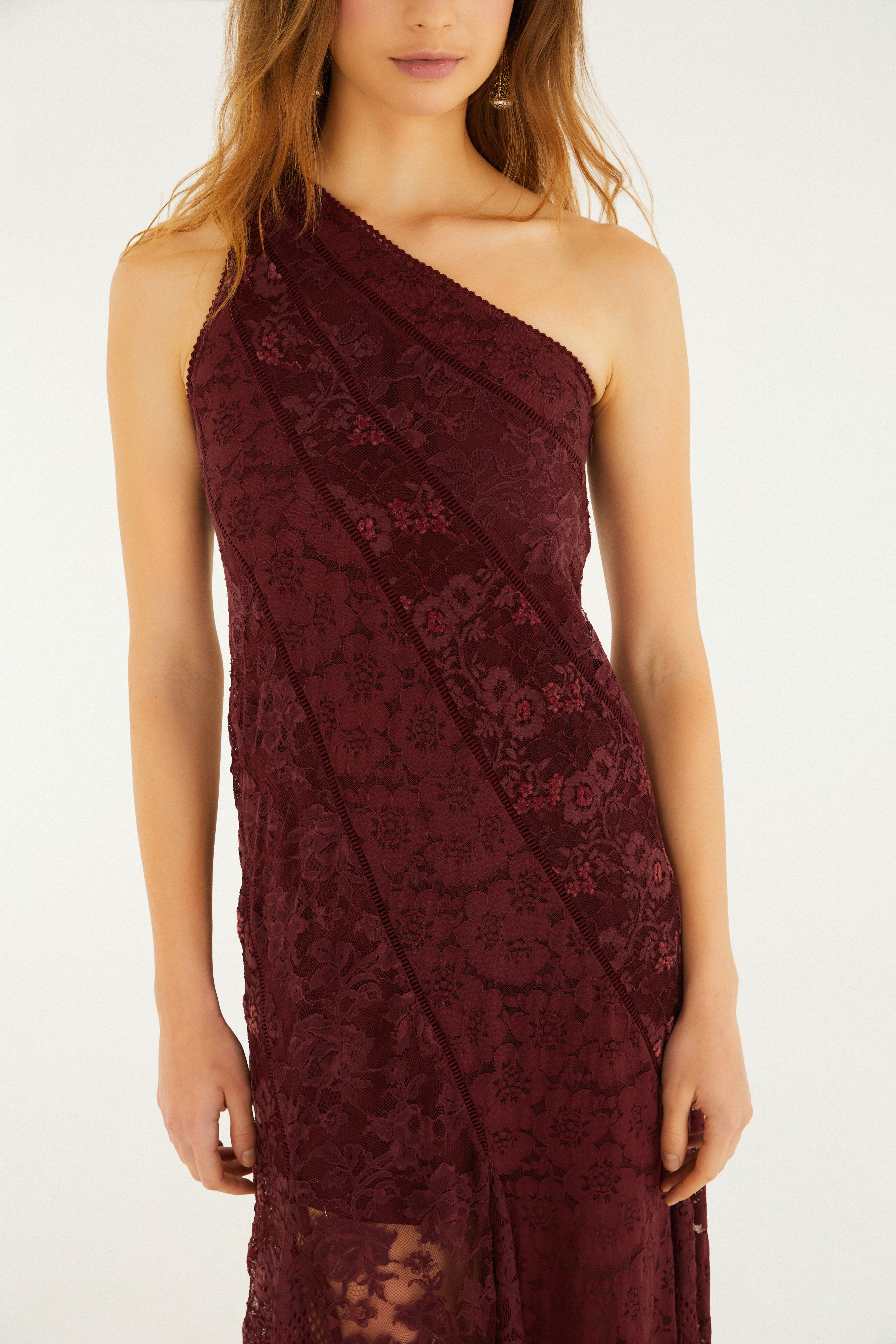 Vestido Nesga Patch De Renda