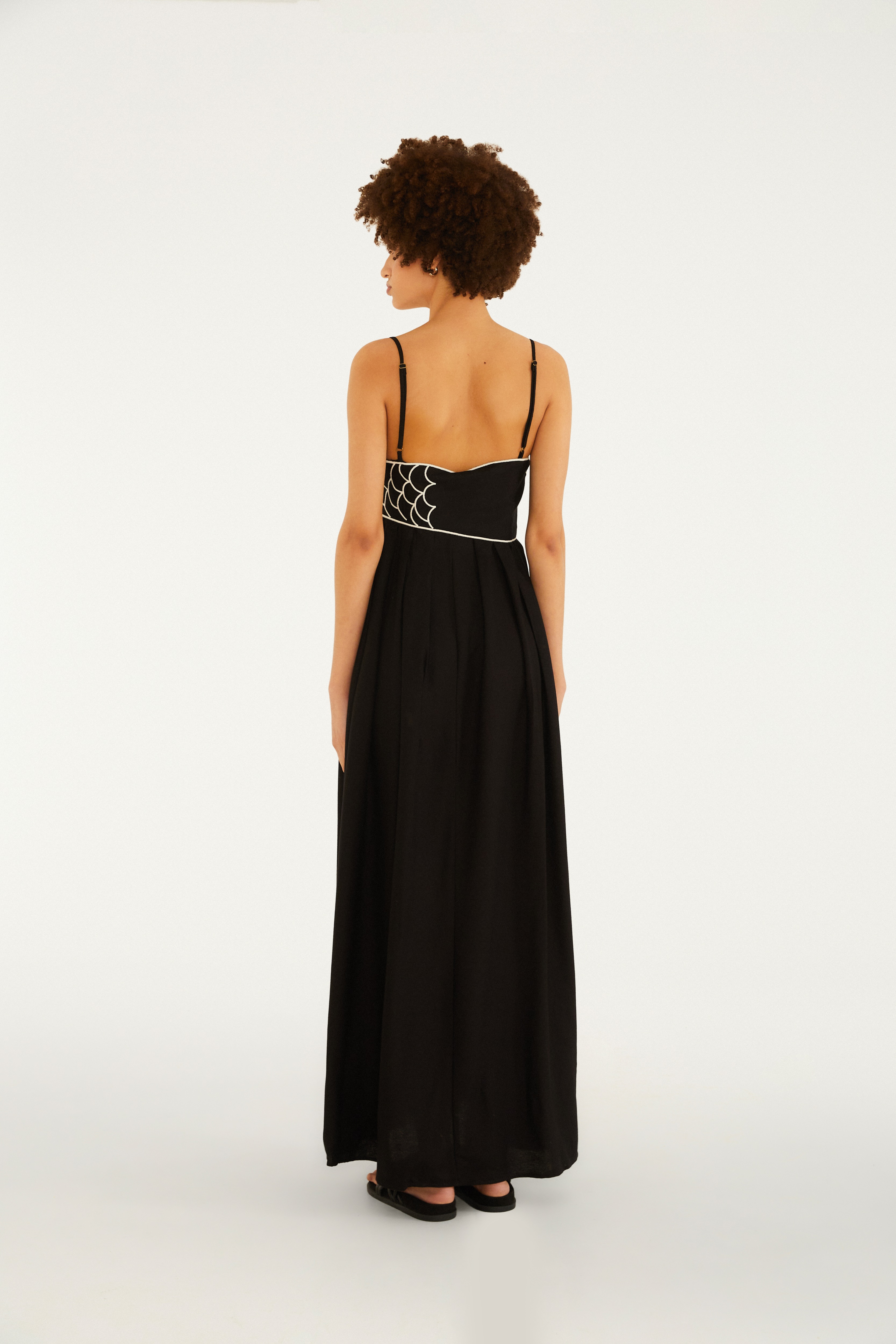 Vestido Bordado Peixe