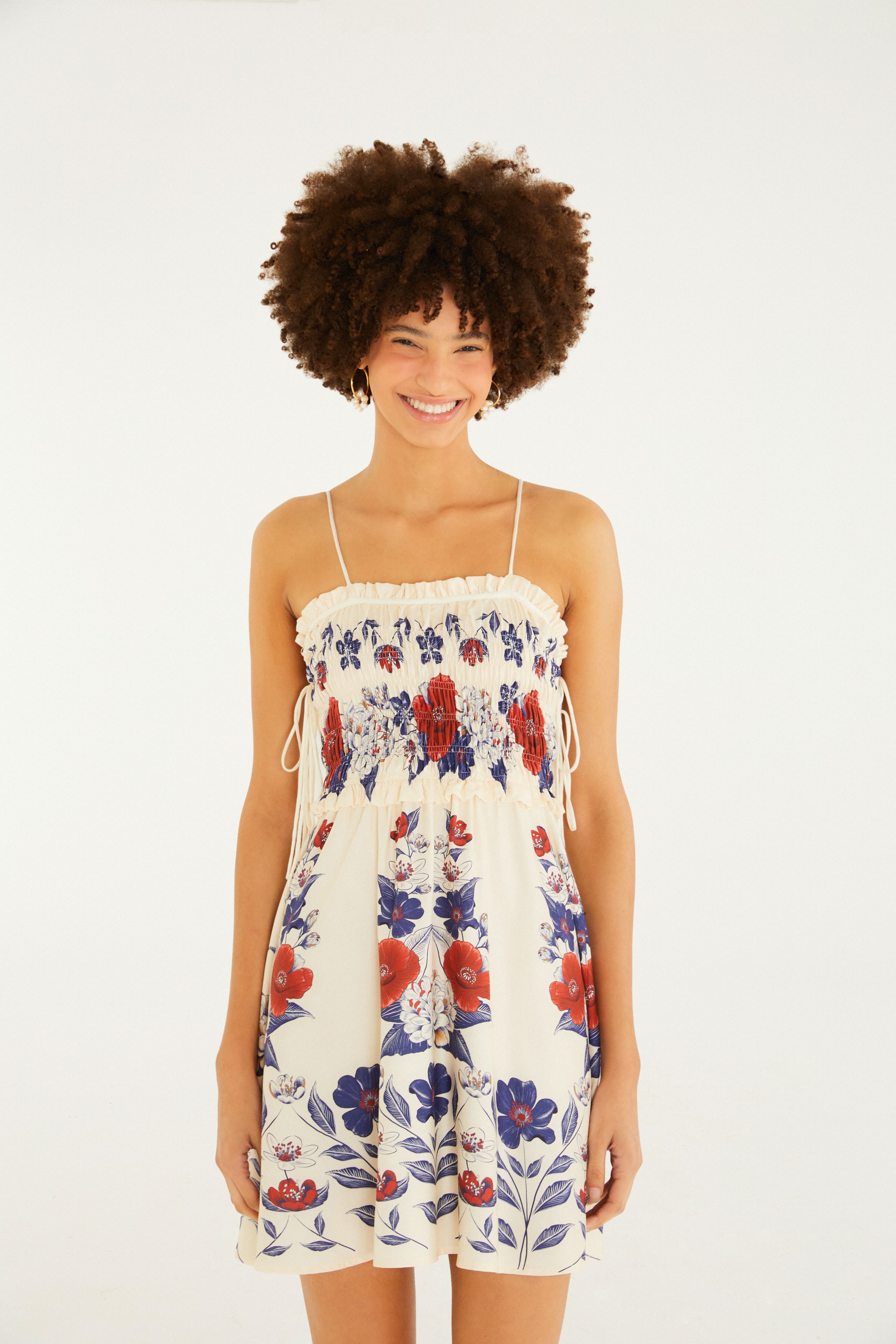 Vestido Curto Estampado Floral Lina