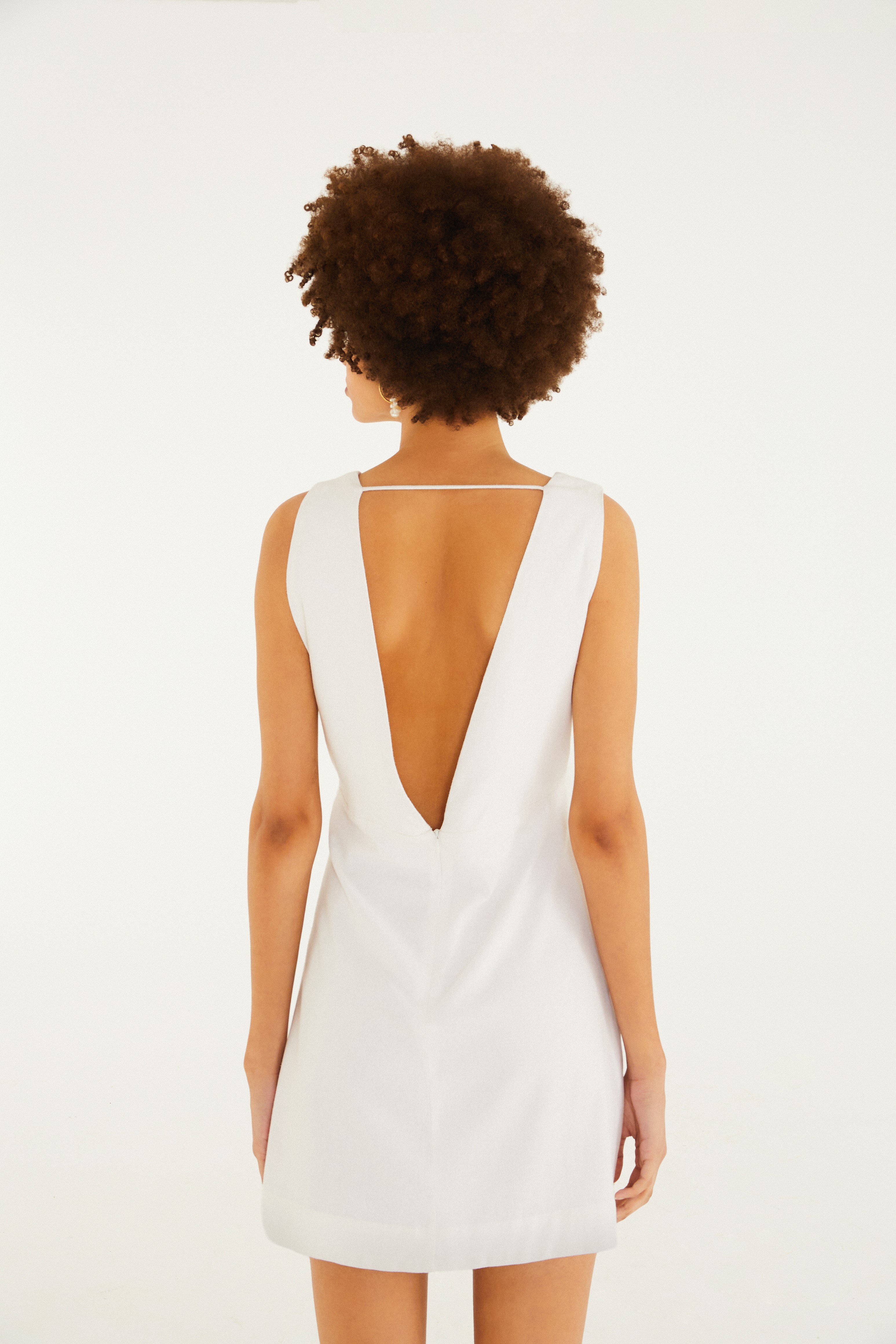 Vestido Curto Botoes Frente