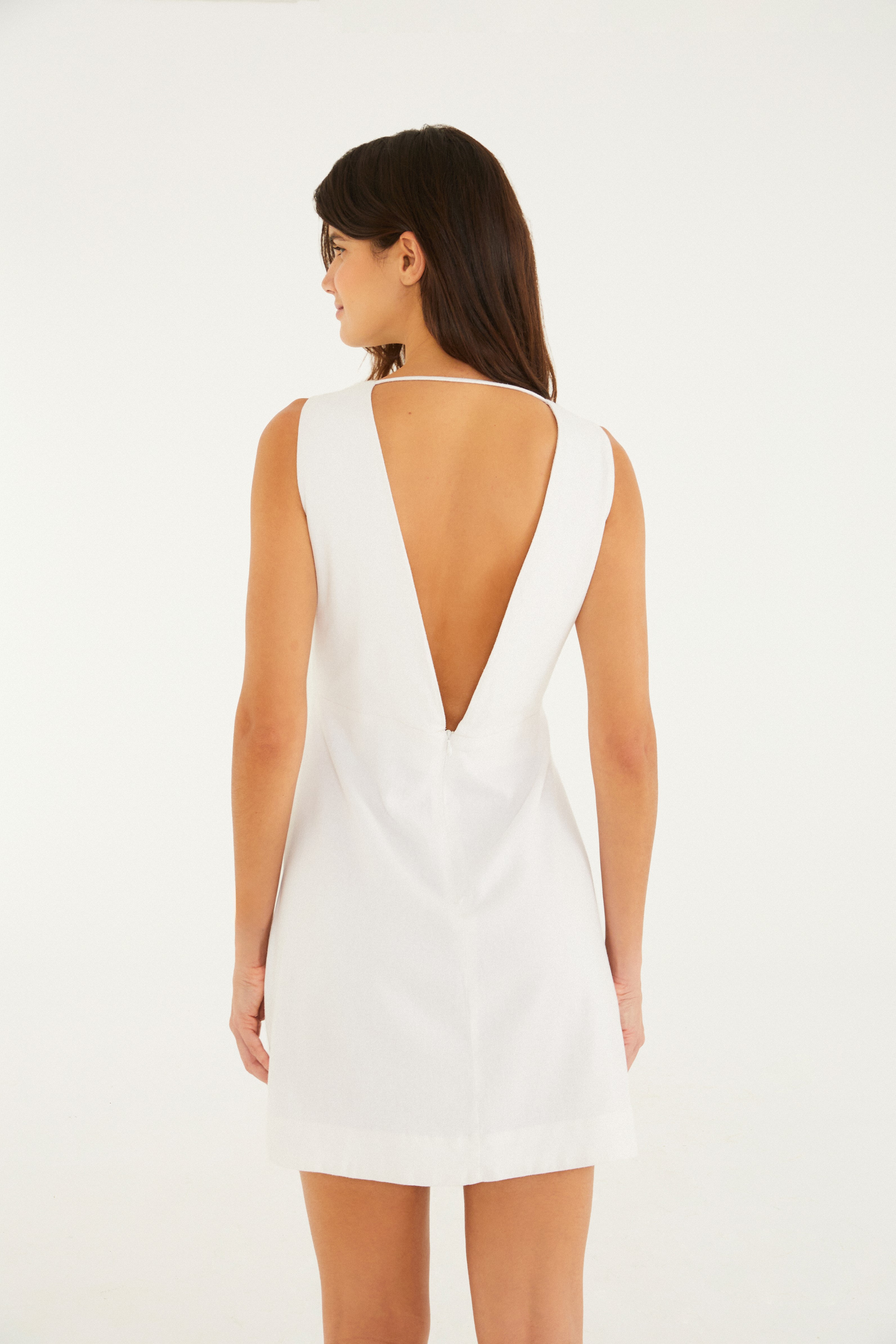 Vestido Curto Botoes Frente