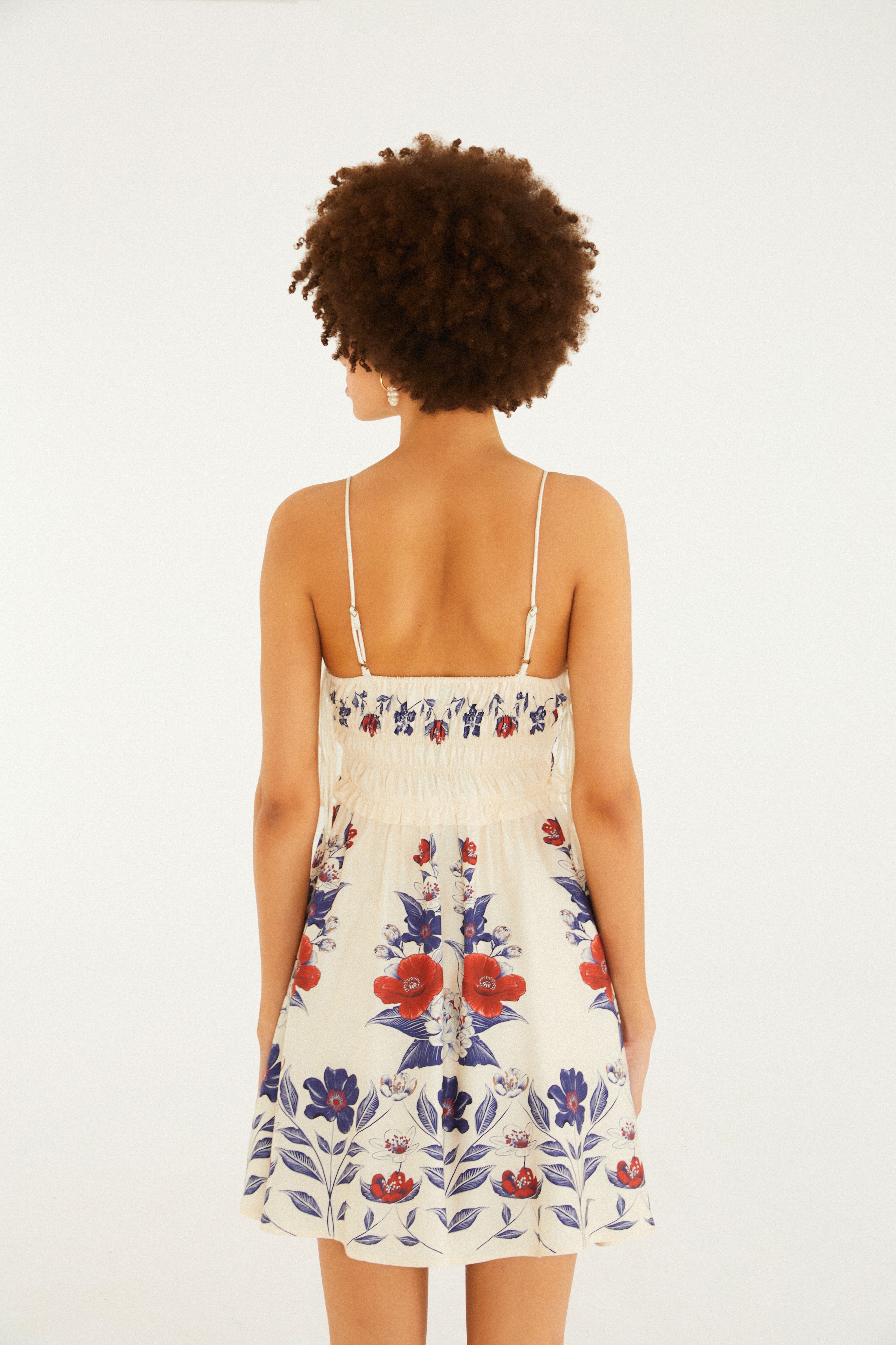 Vestido Curto Estampado Floral Lina