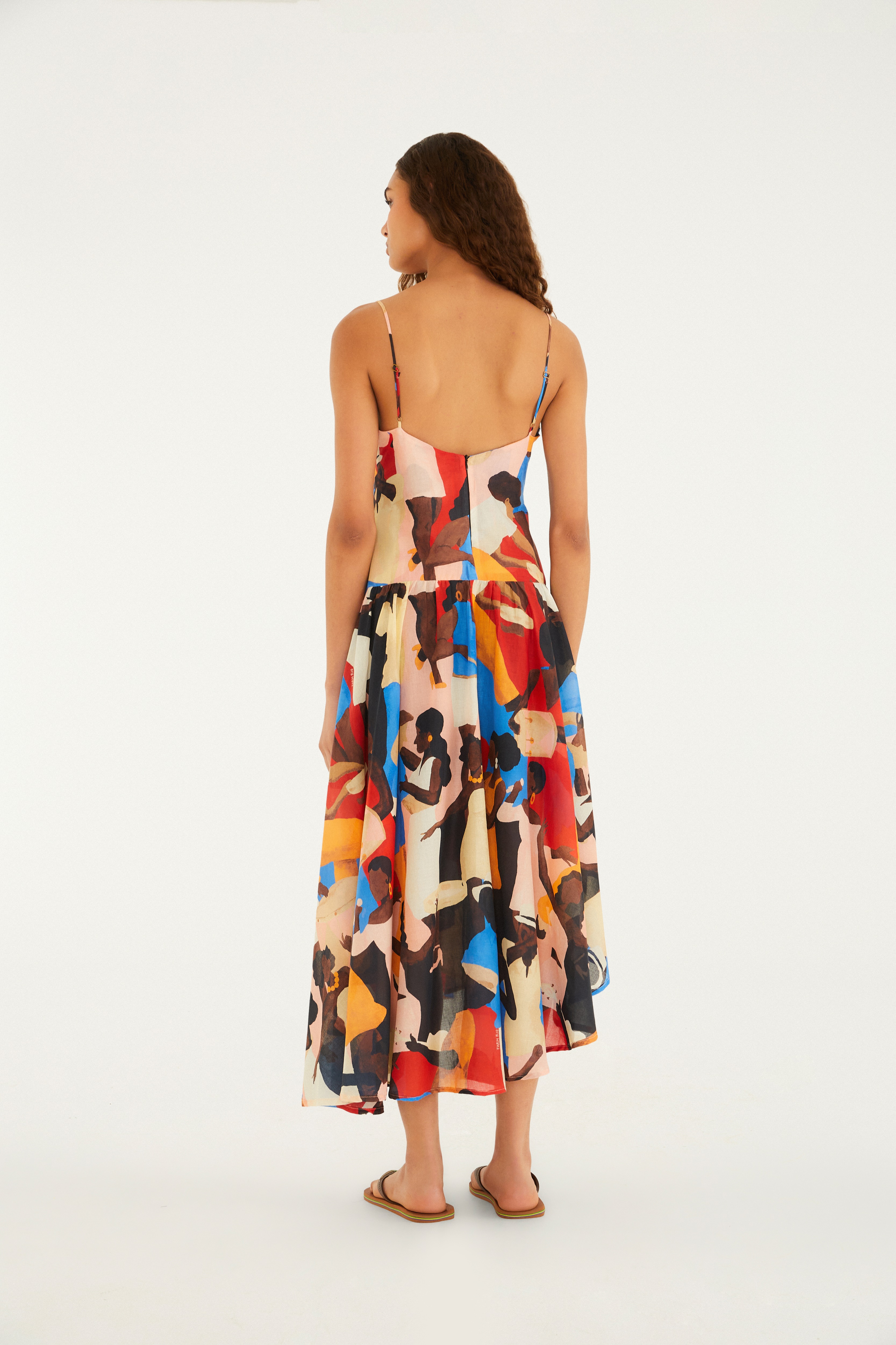 Vestido Alcinhas Estampado Samba No Pé