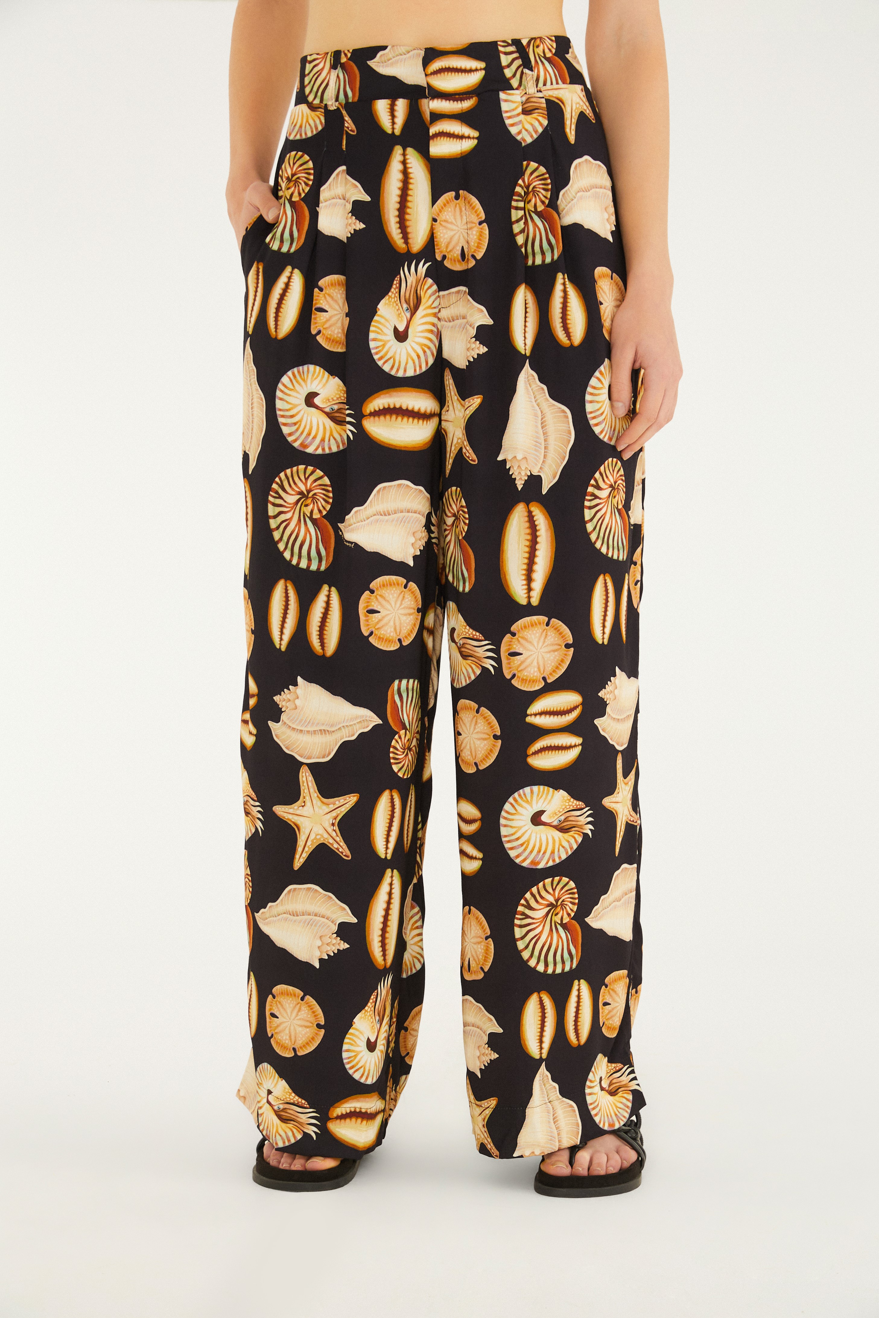 Calça Estampada Conchas