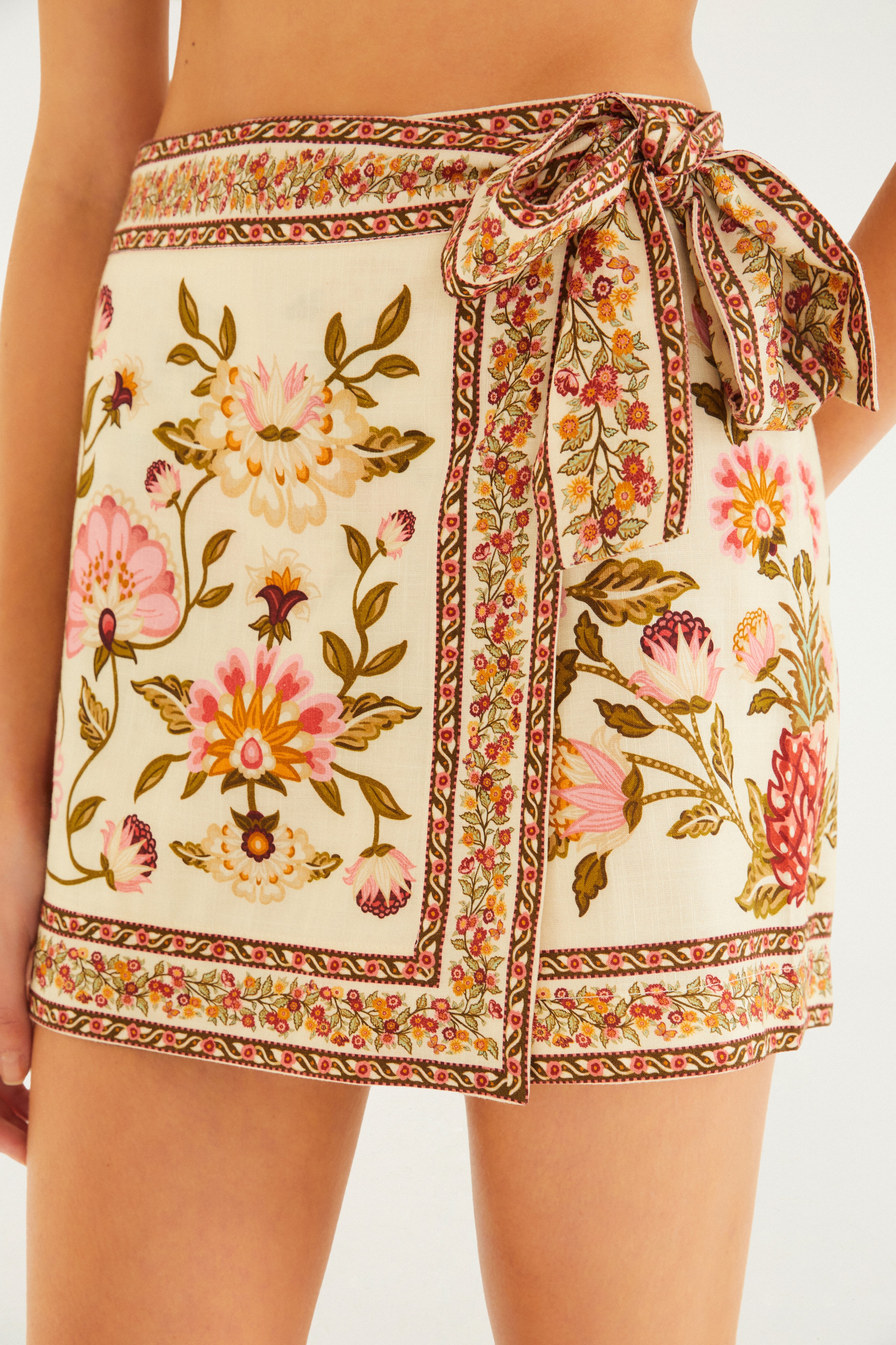 Short Saia Estampado Natureza Romântica