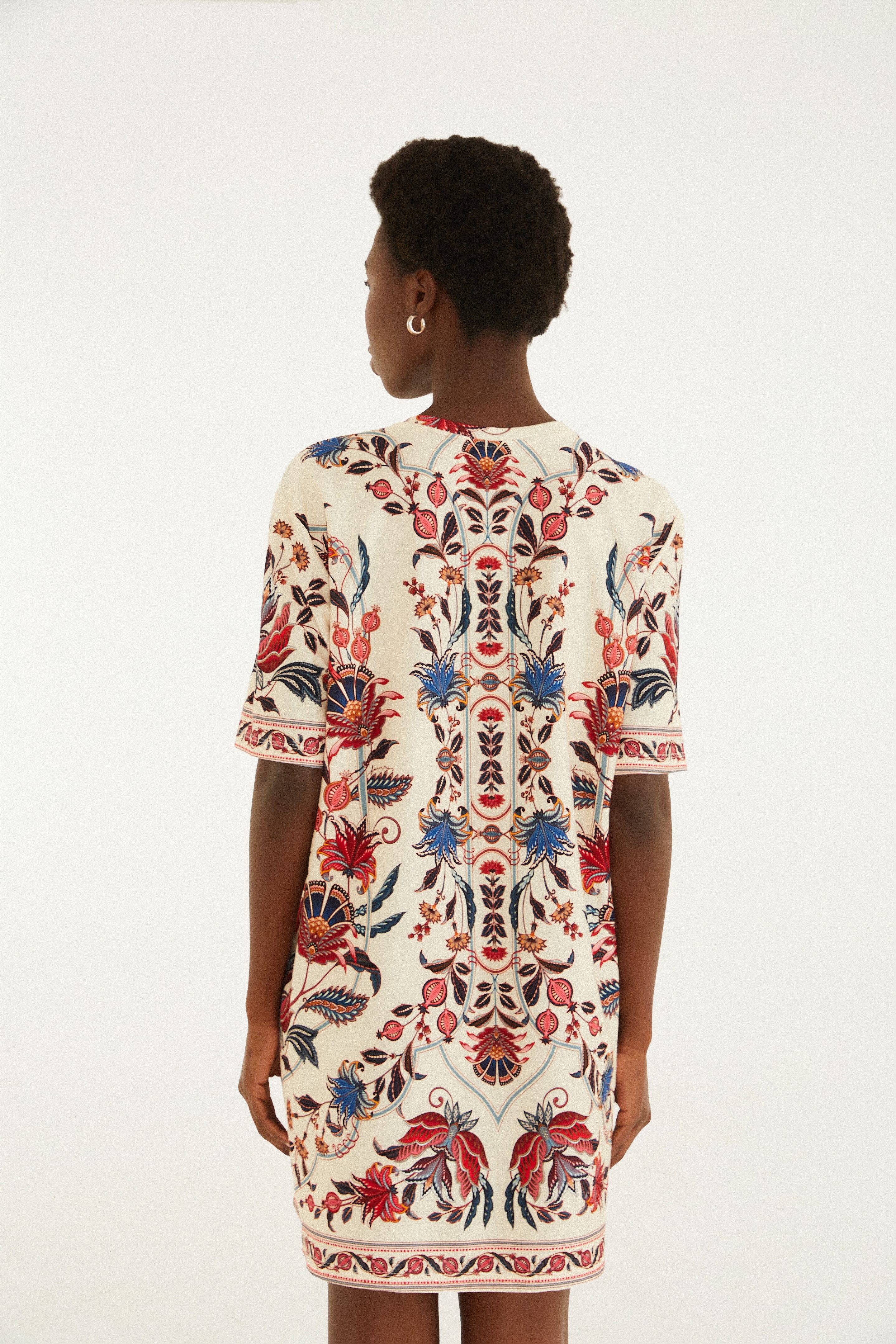 Vestido T-Shirt Básico Estampado Bohoflor