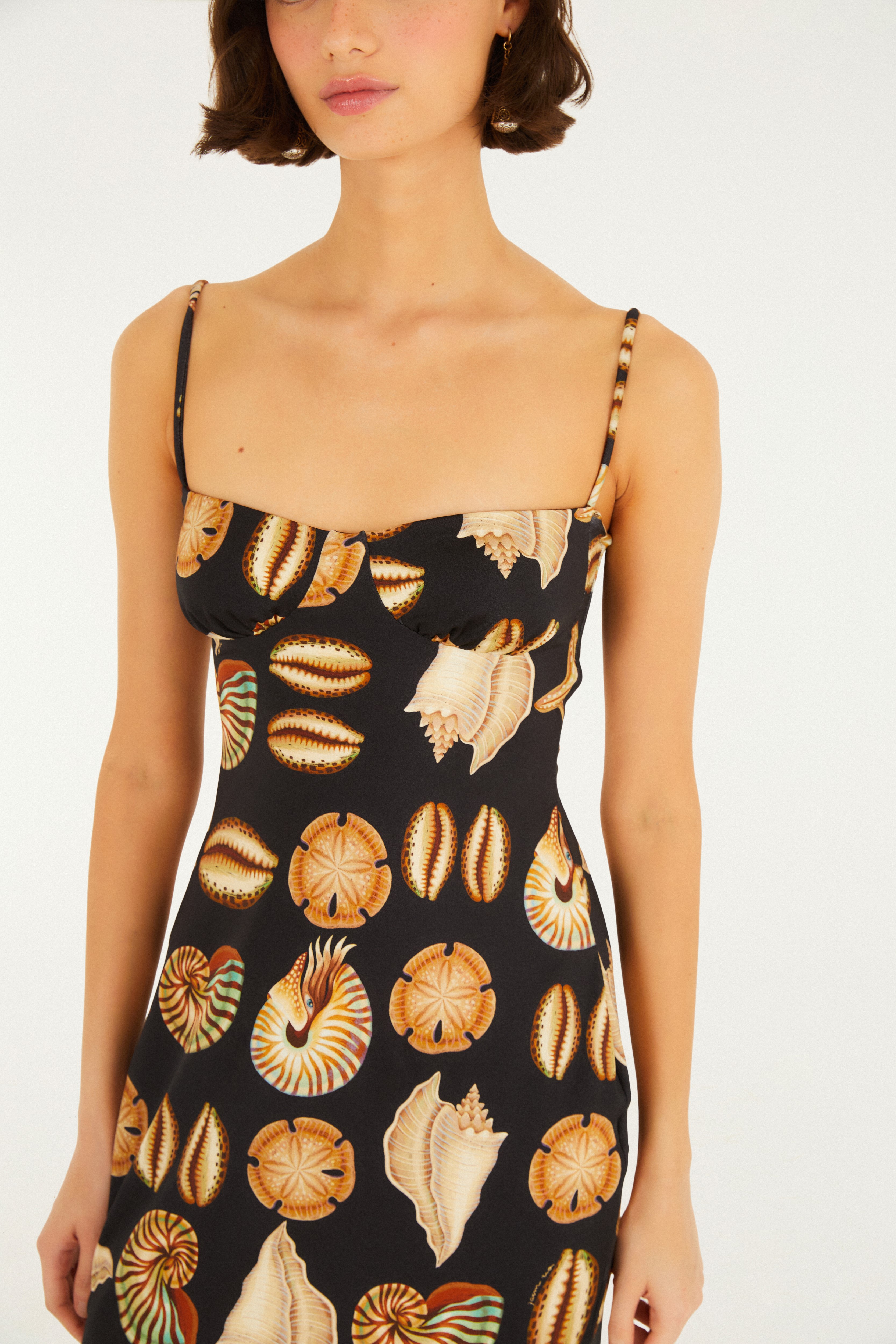 Vestido Midi Estampado Conchas