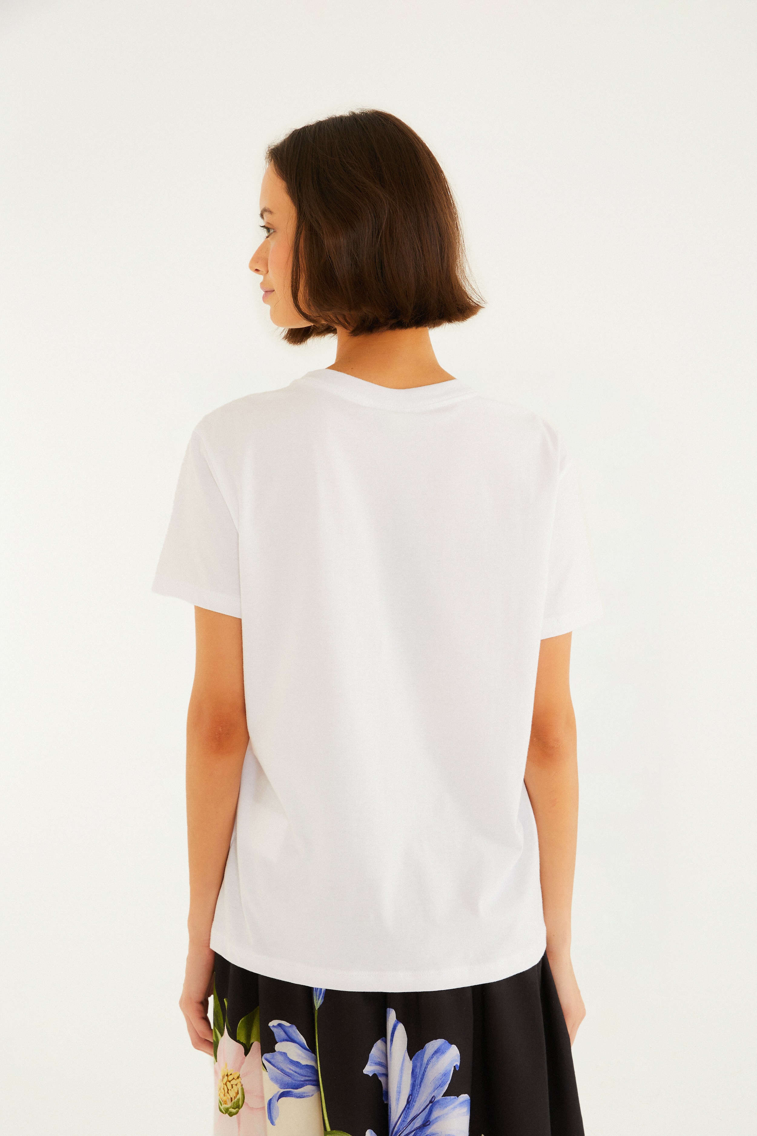T-Shirt Fit Rio Calçadão Flores Off White
