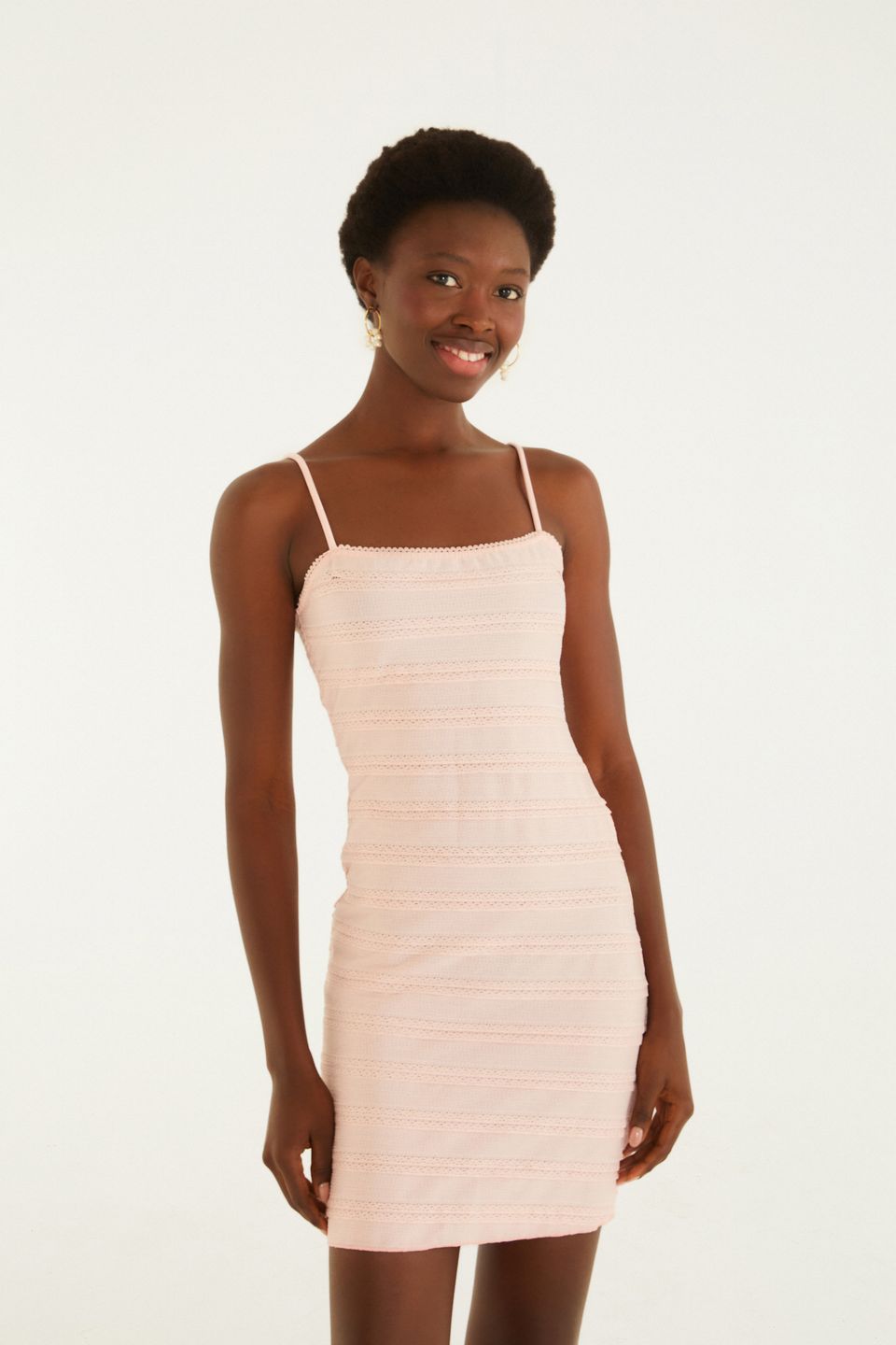 Vestido Curto Rendinha
