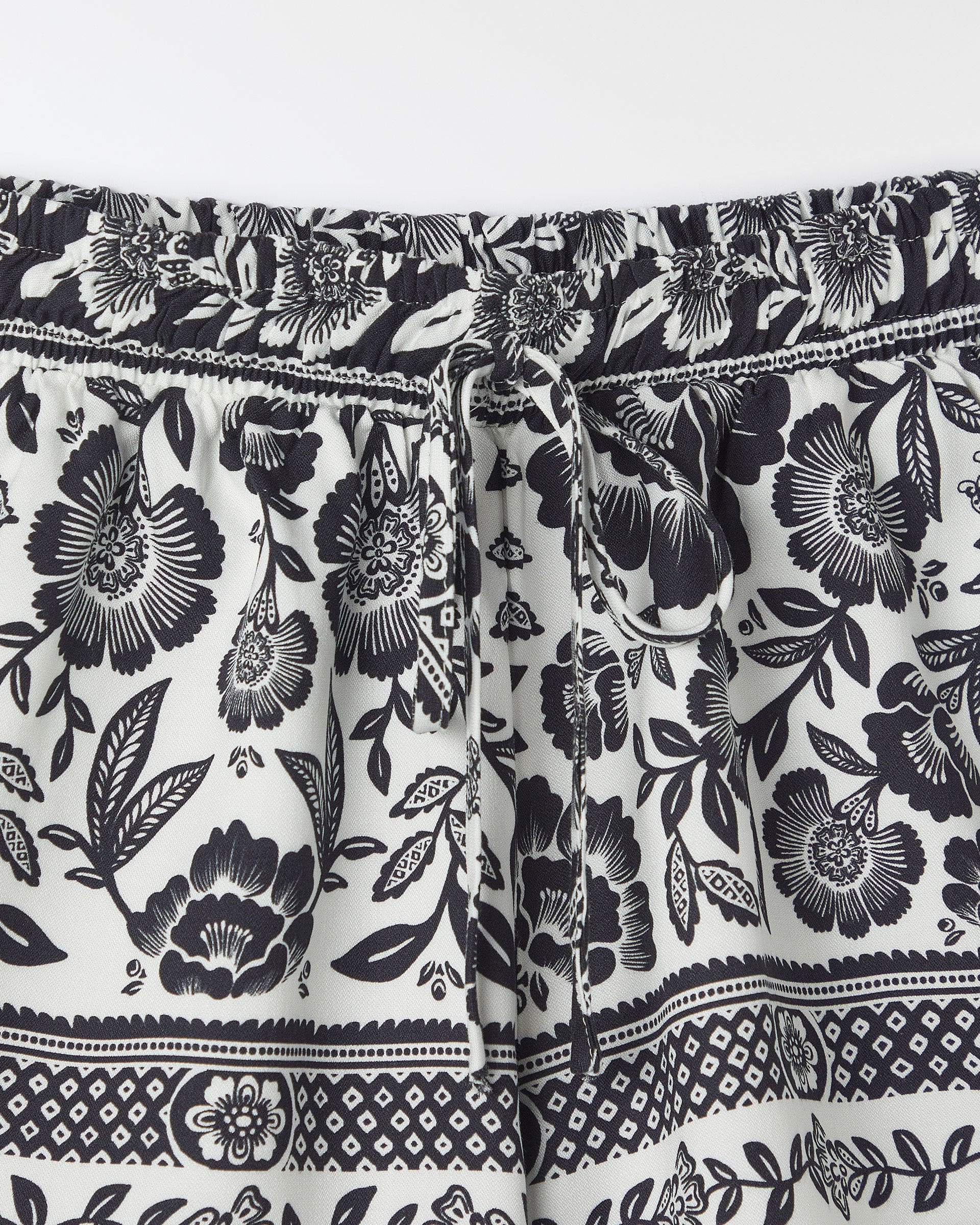 Short Jardim Romance e