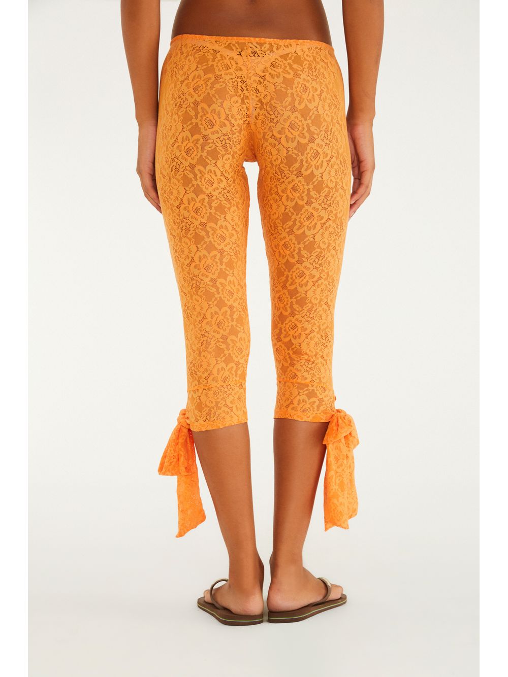 Farm — Calça Corsário Renda Laço