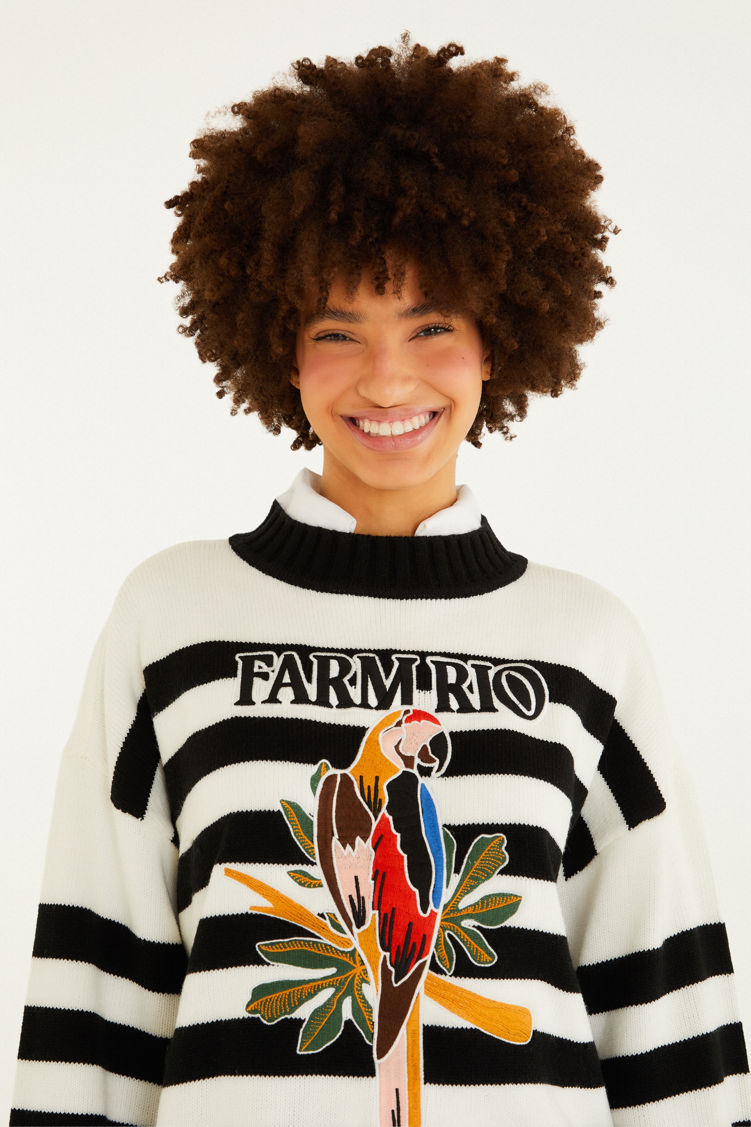 Pull Tricot Com Bordado
