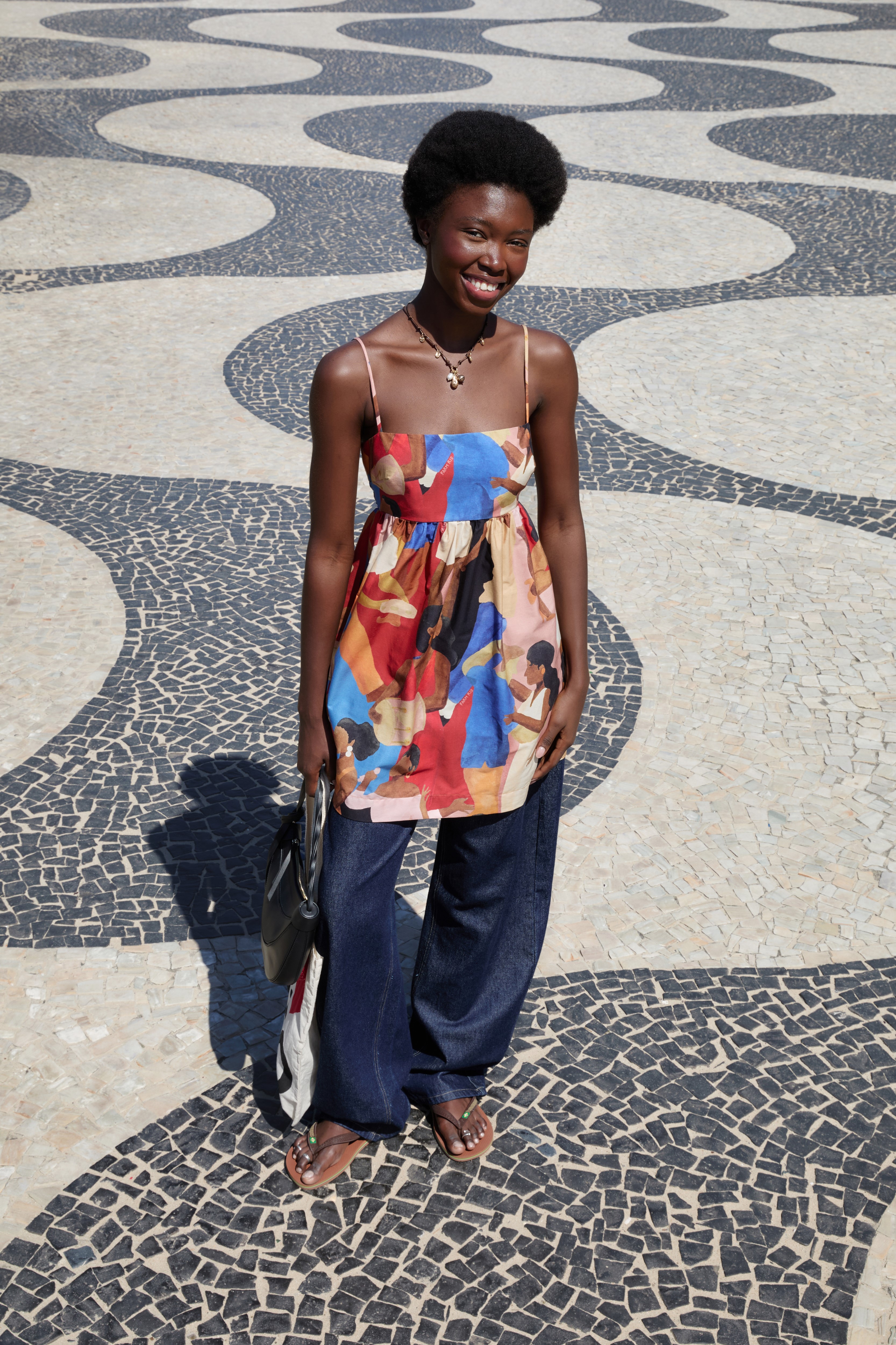 Vestido Curto Estampado Samba No Pé