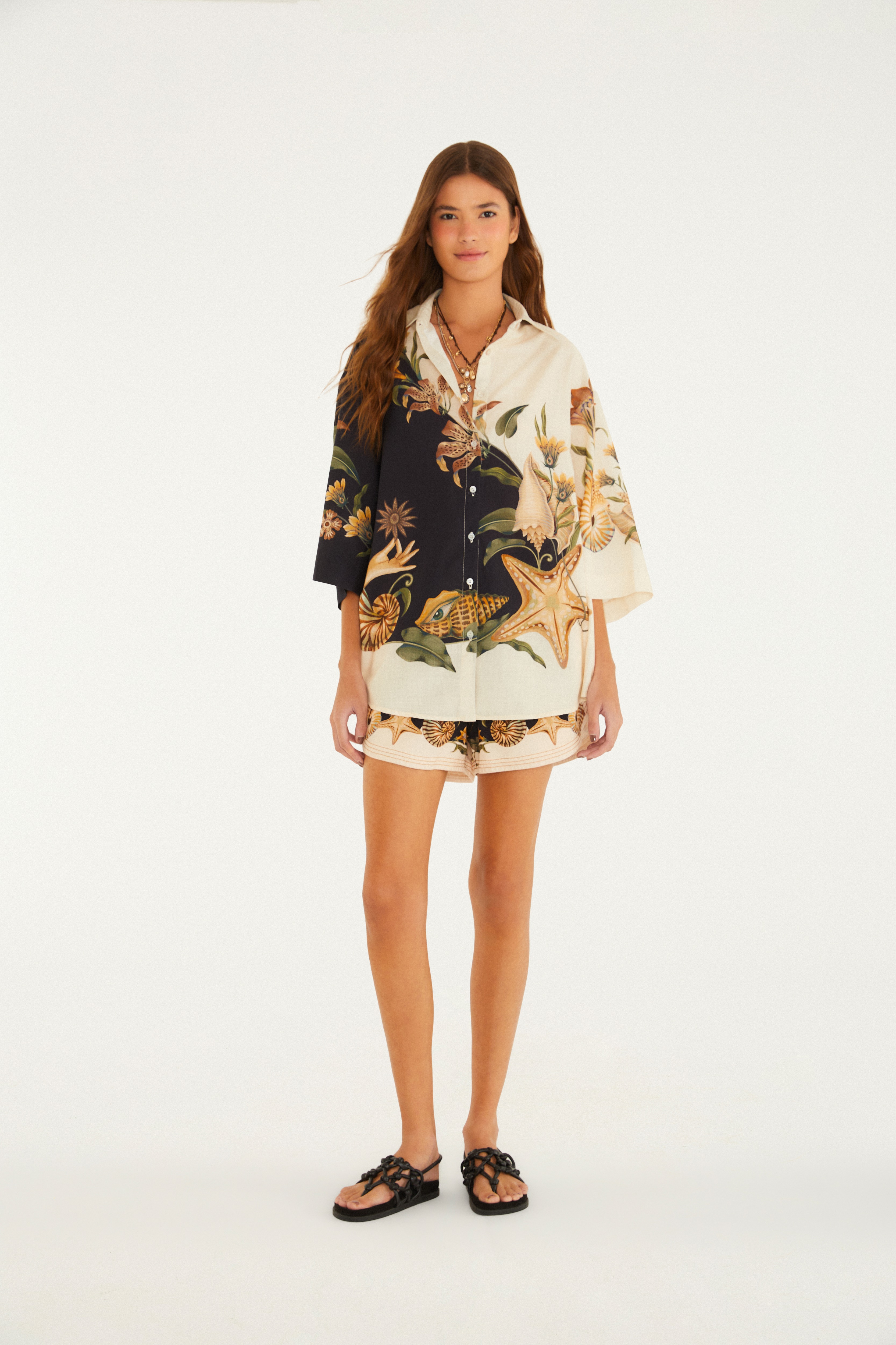 Camisa Estampada Concha Surreal