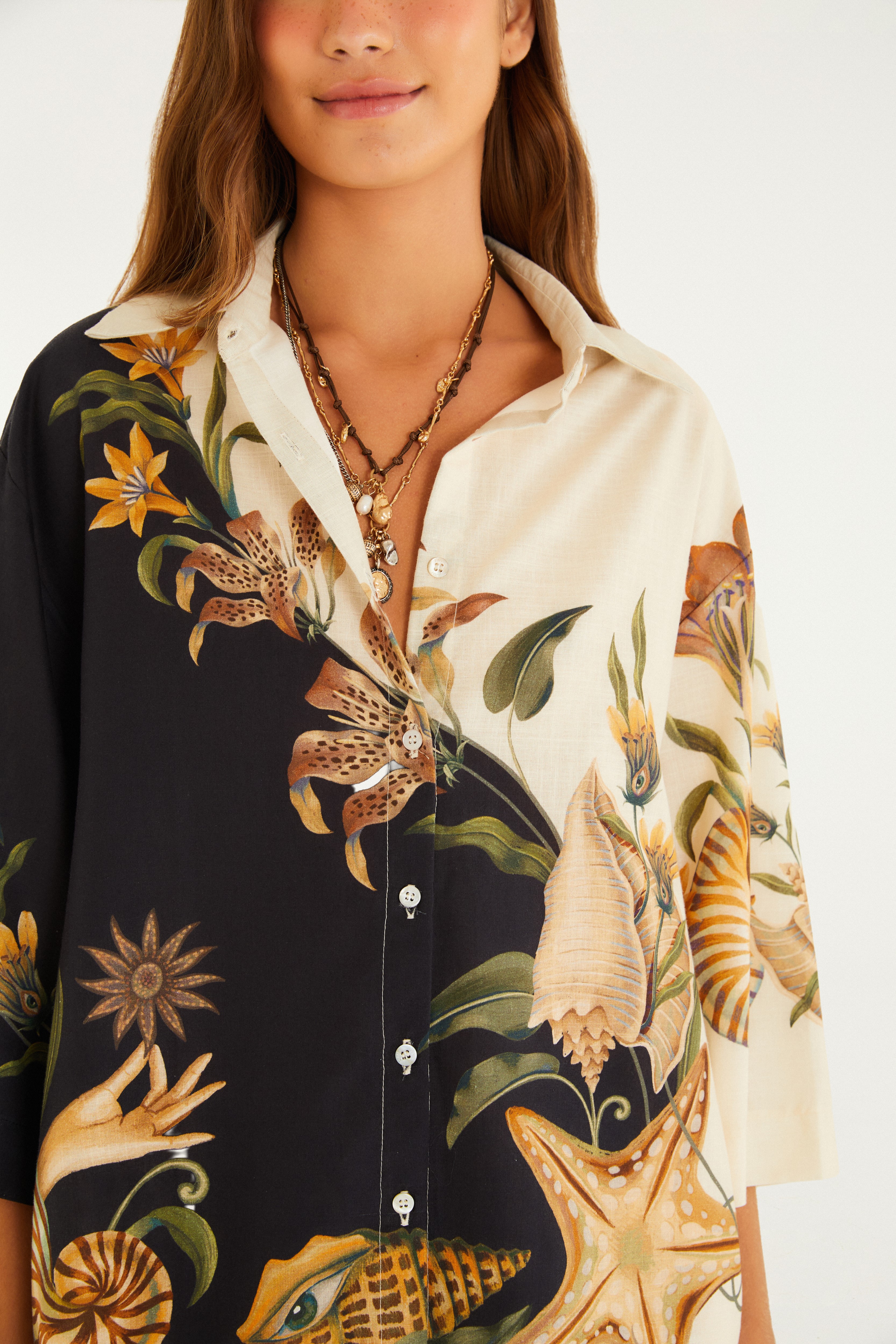 Camisa Estampada Concha Surreal