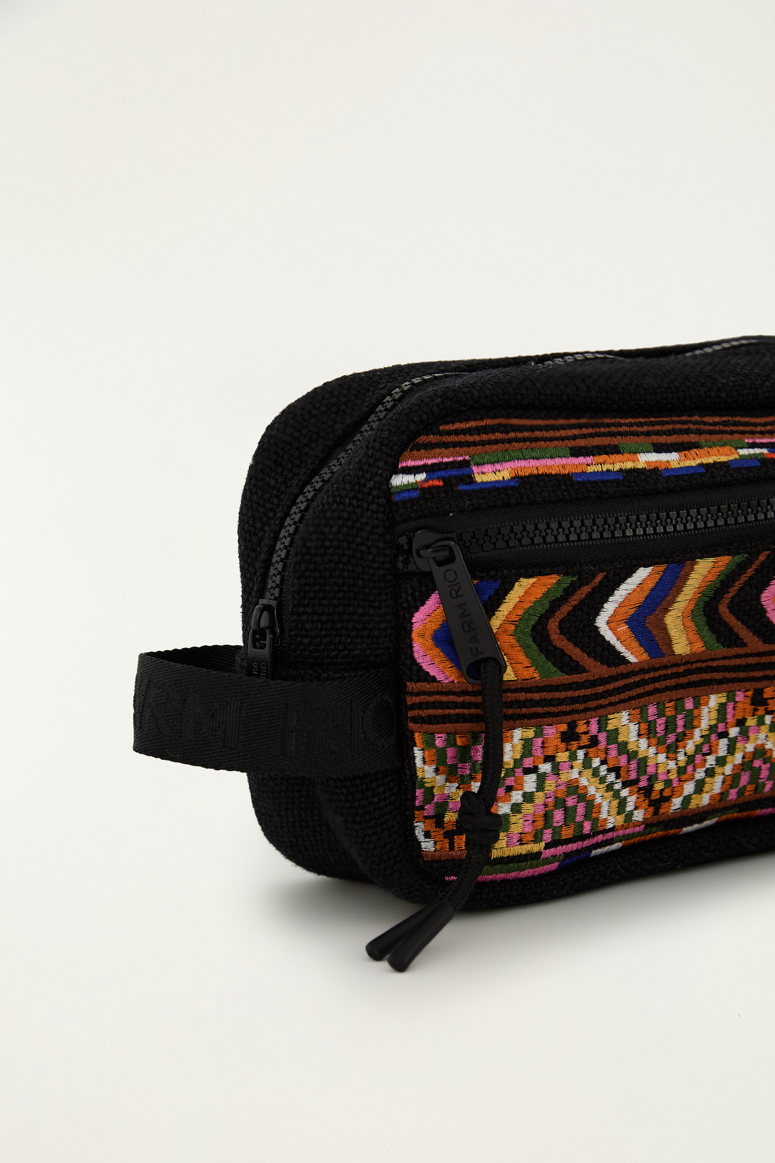 360088_56301_4-NECESSAIRE-AMO-PATCH-LISTRADO