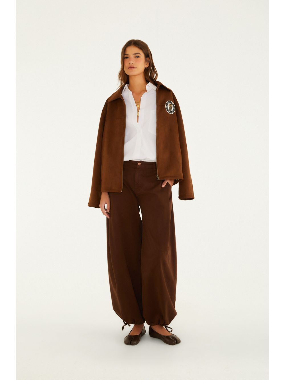 Farm — Camisa Over Bolso