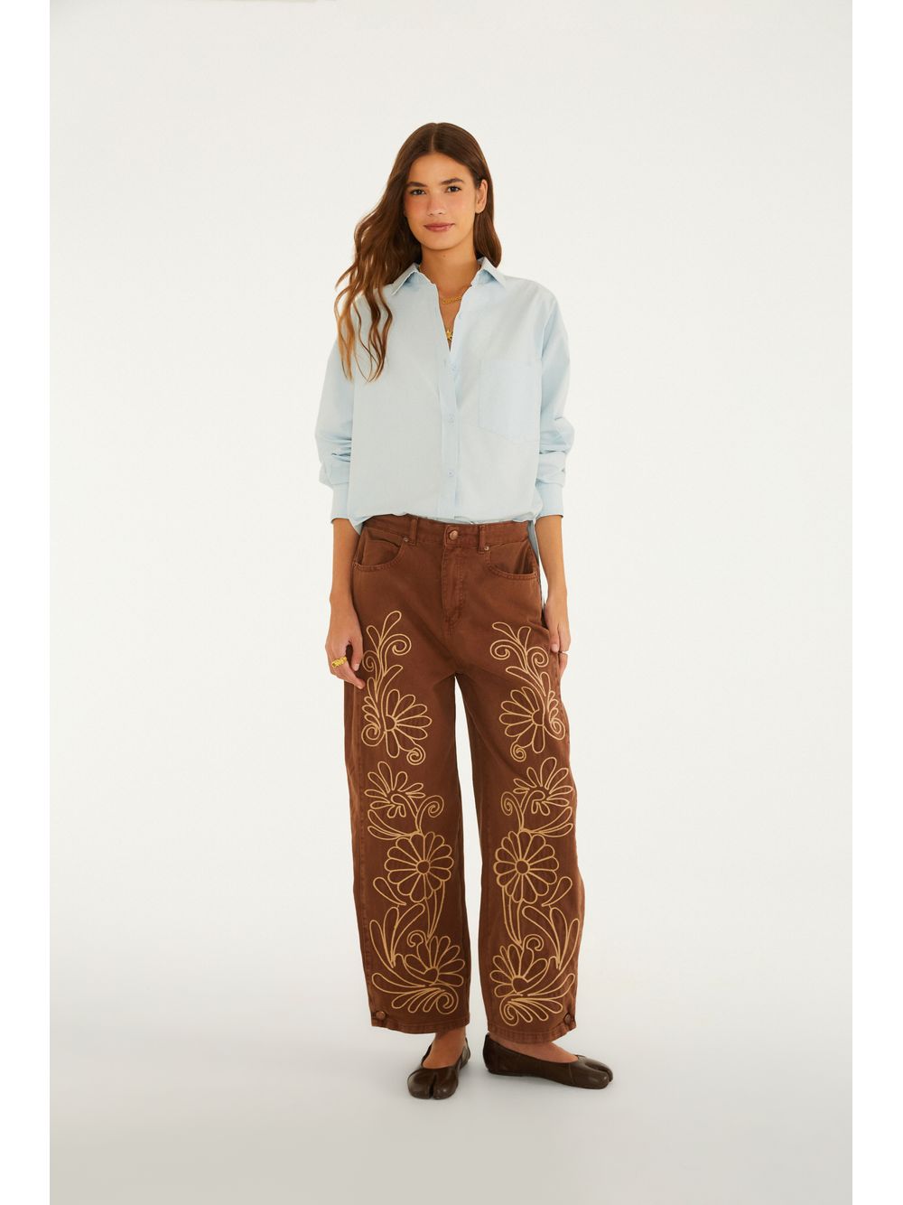 Farm — Camisa Over Bolso