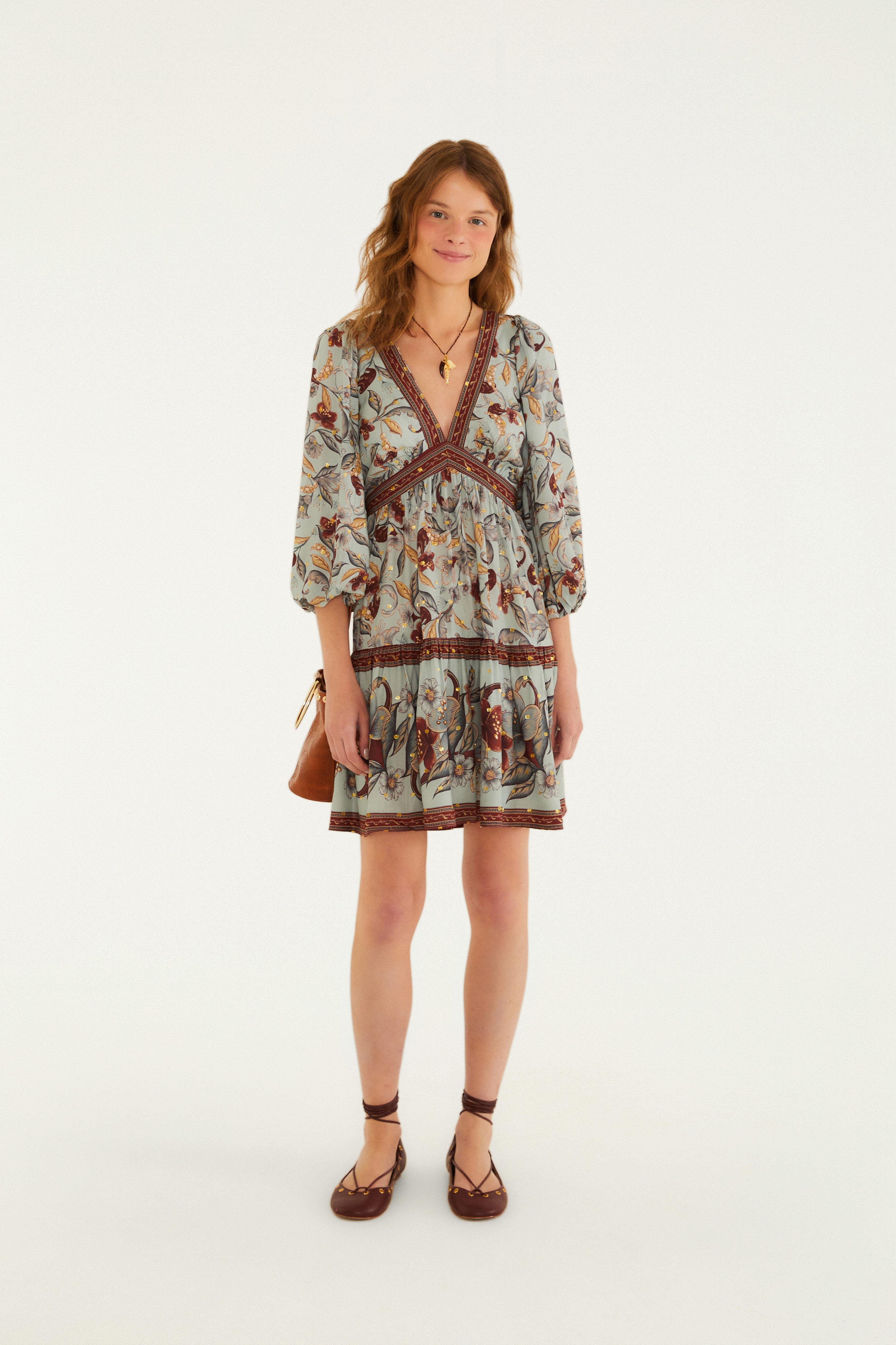 Vestido Curto Estampado Retrópico Lenço