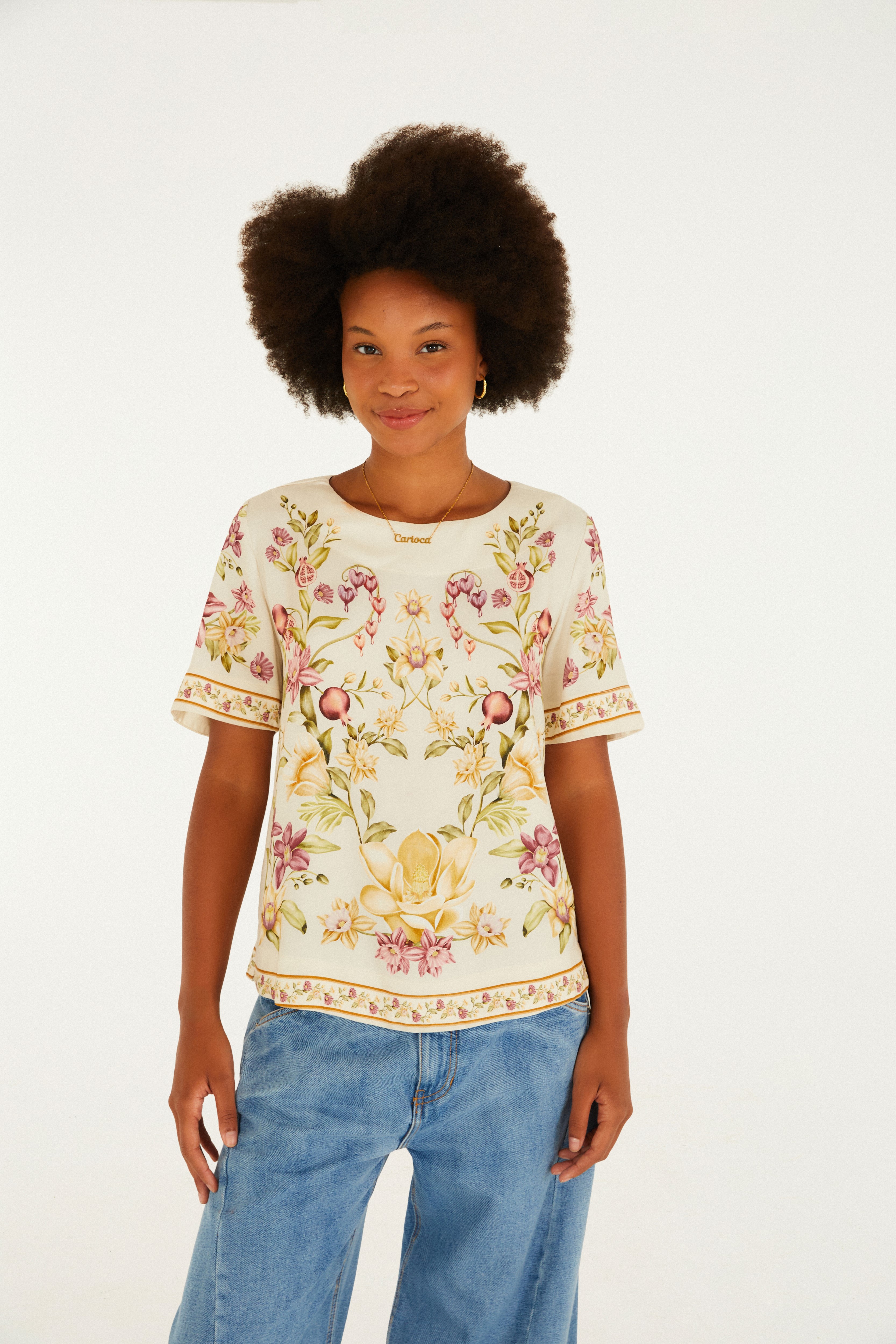 T-Shirt Estampada Flor De Romã