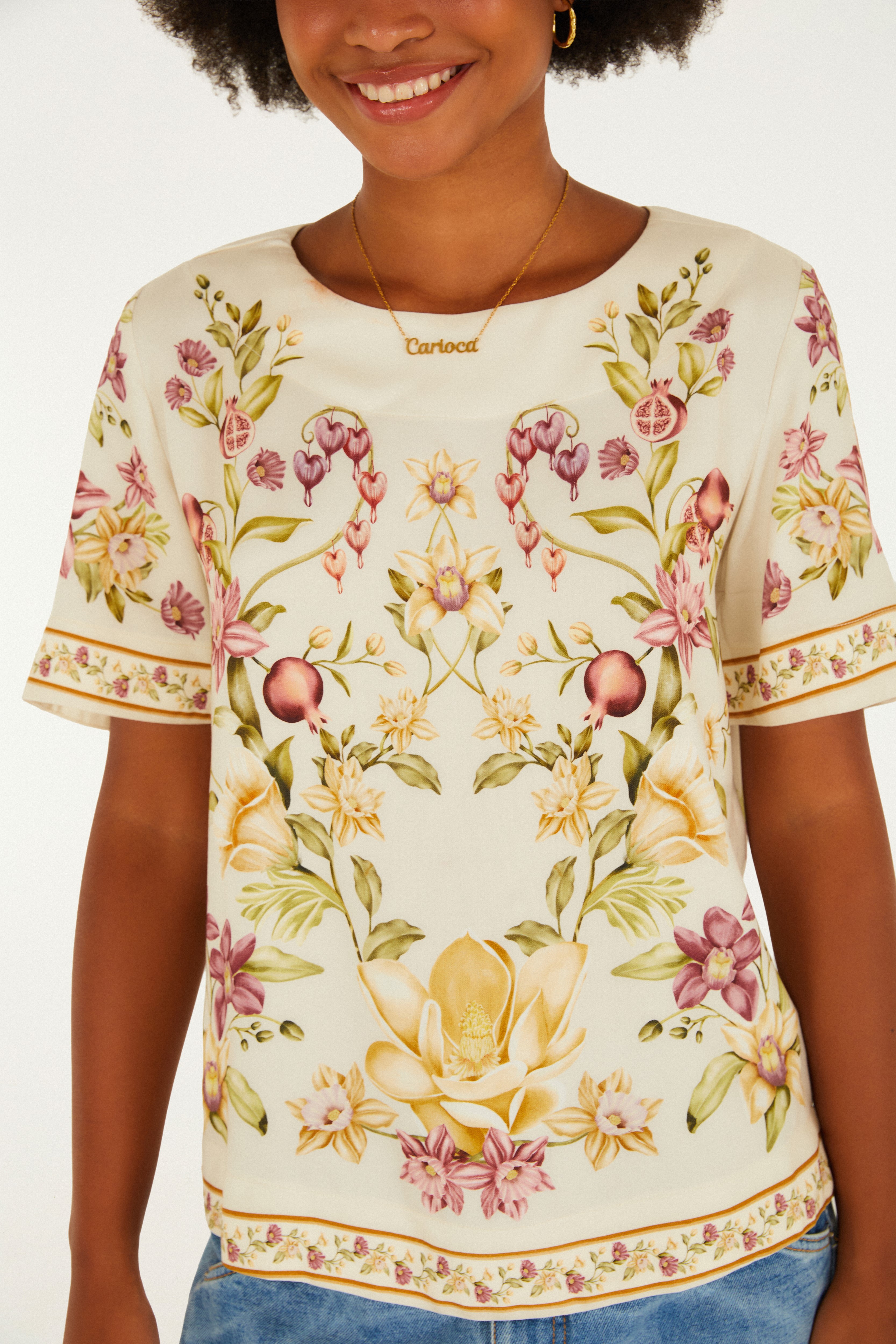 T-Shirt Estampada Flor De Romã