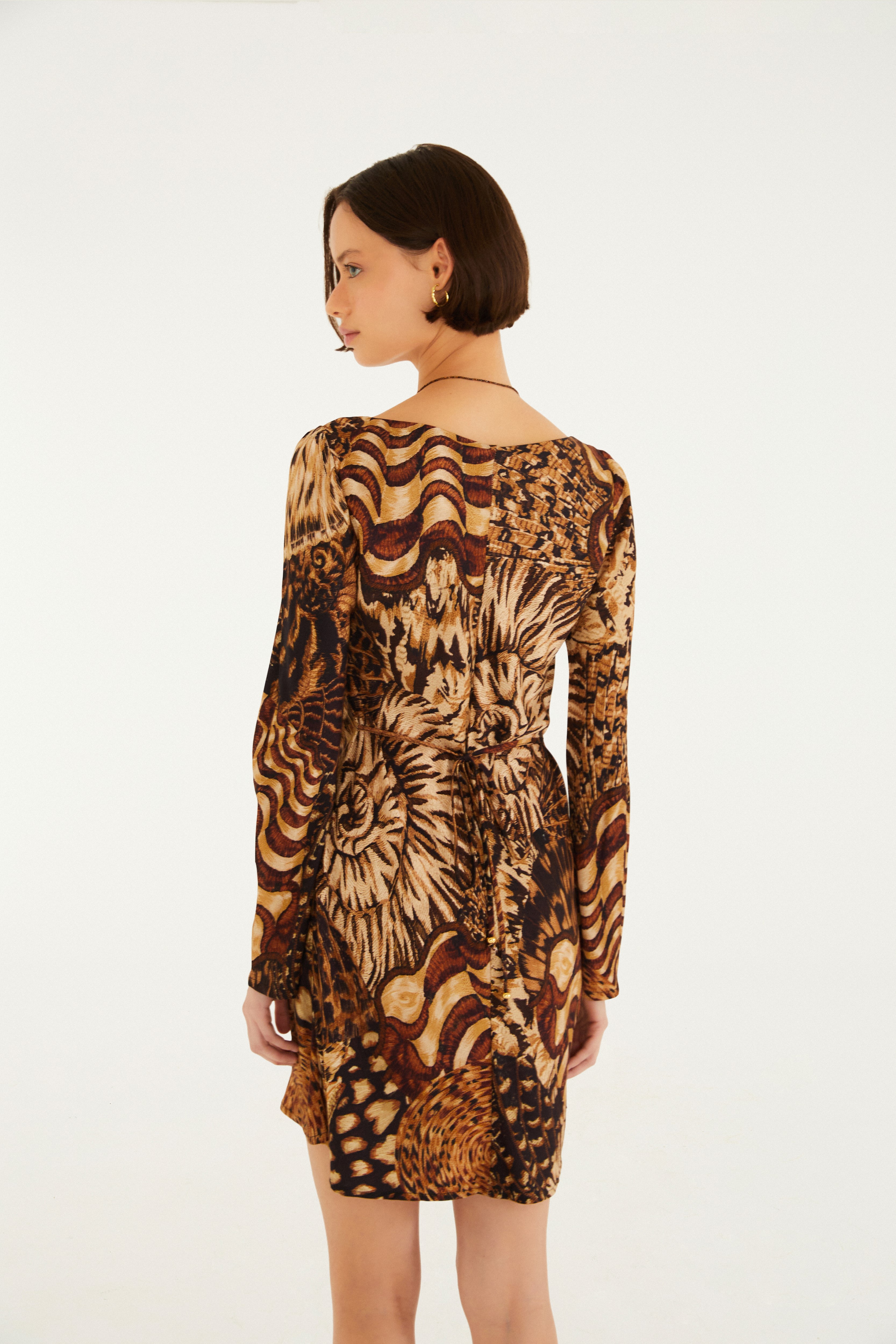 Vestido Curto Estampado Camu
