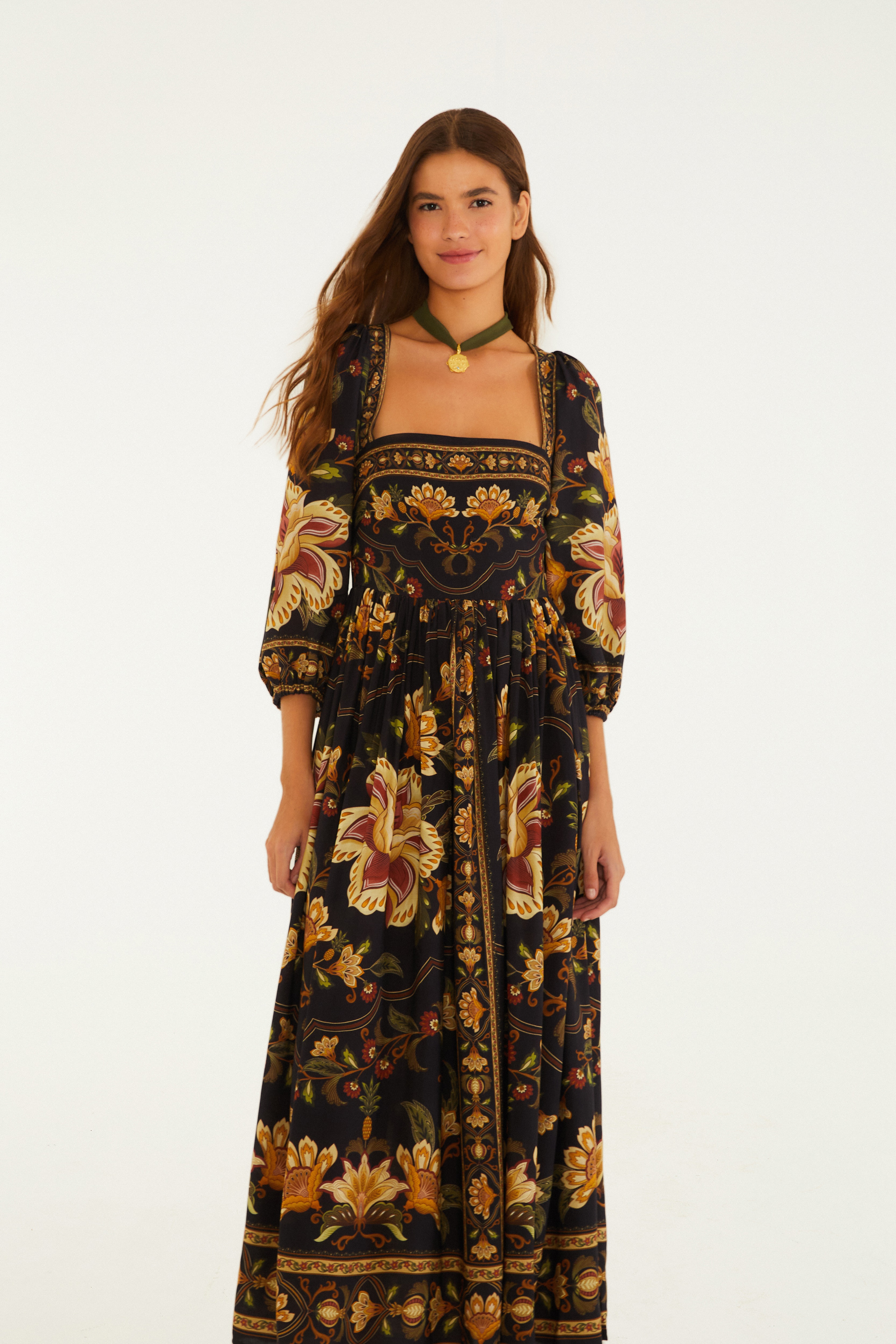 Vestido Cropped Estampado Jardim Majestoso