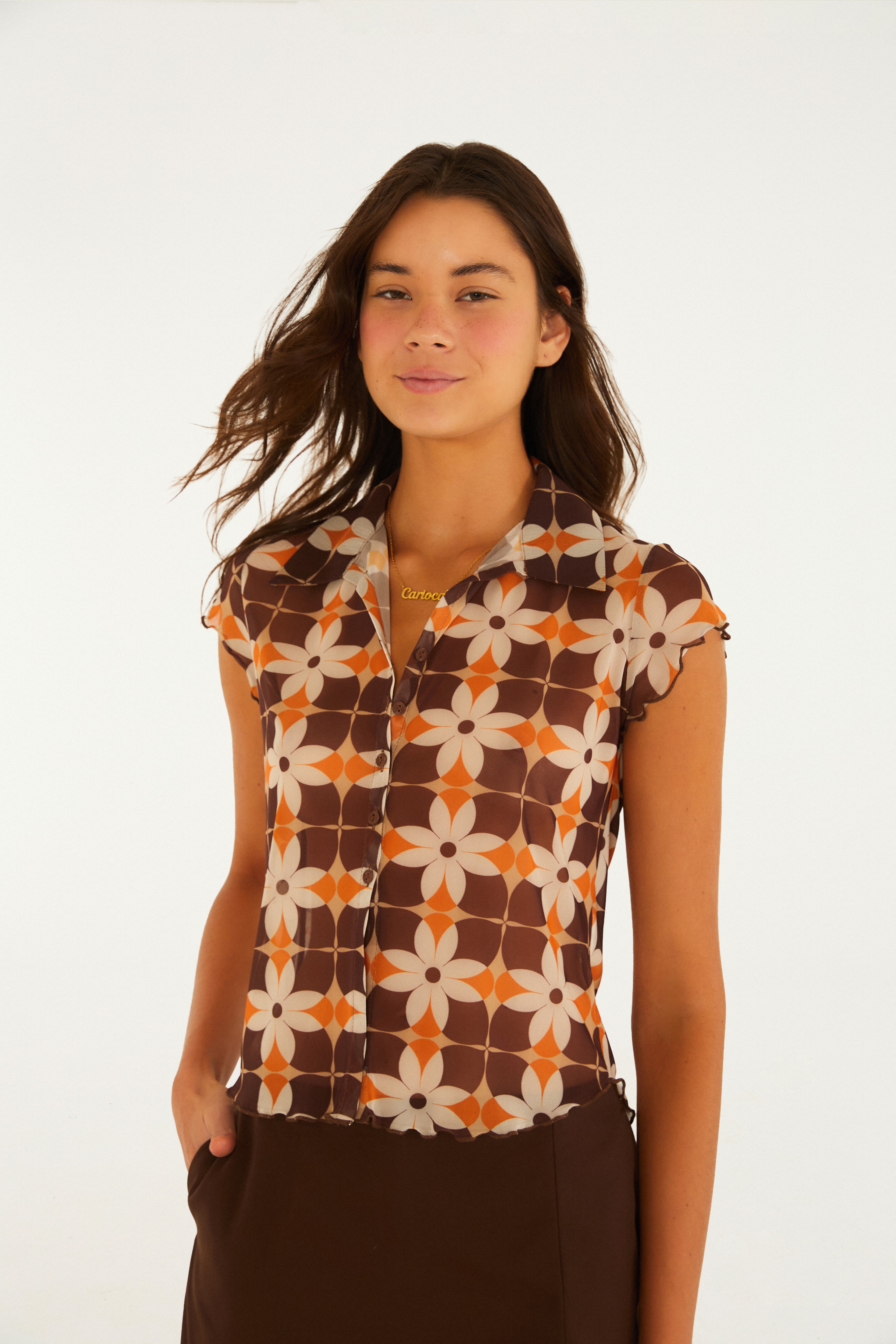 Blusa Tule Estampada Floral Gráfico