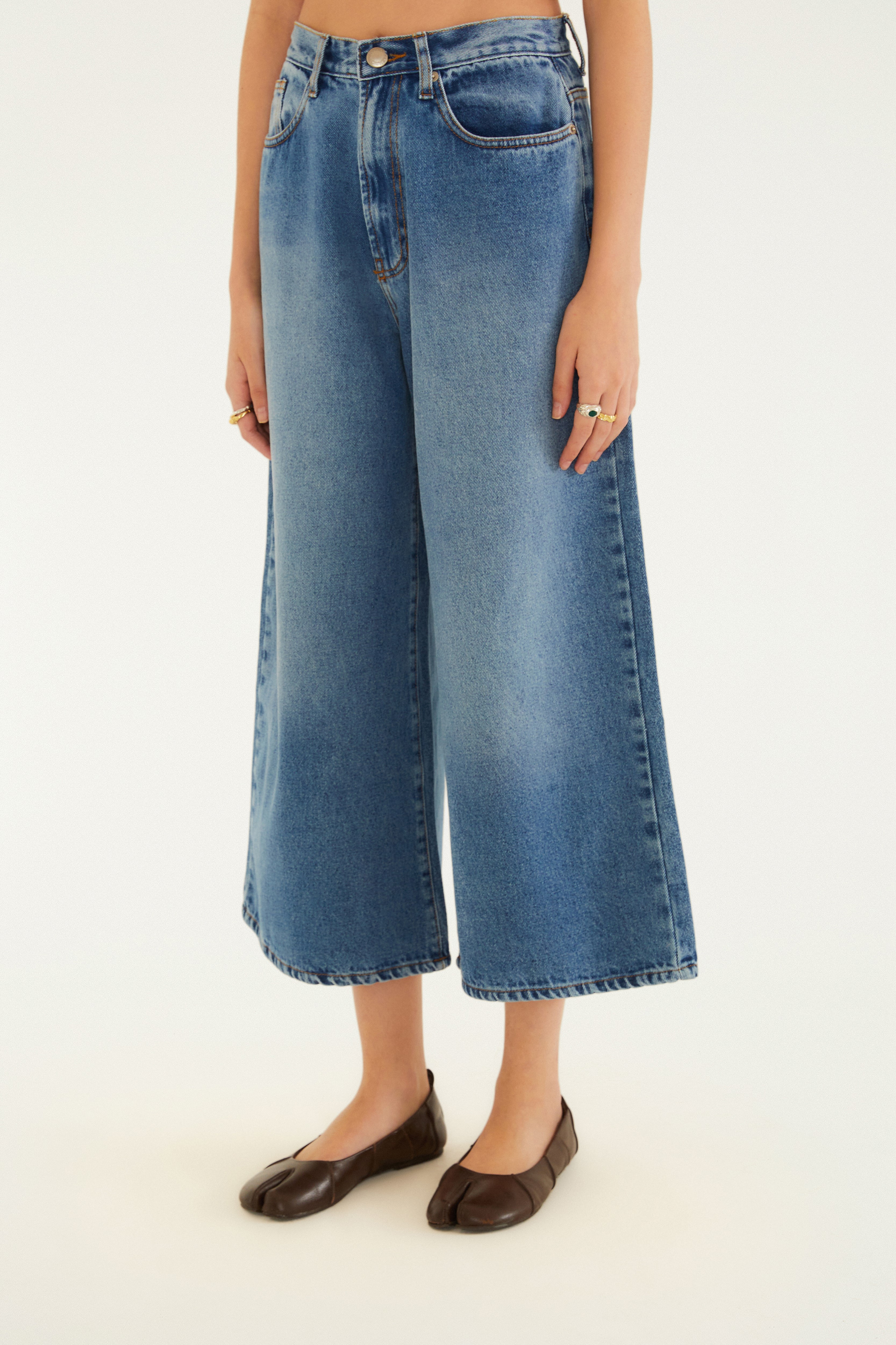 Calça Pantacourt Jeans