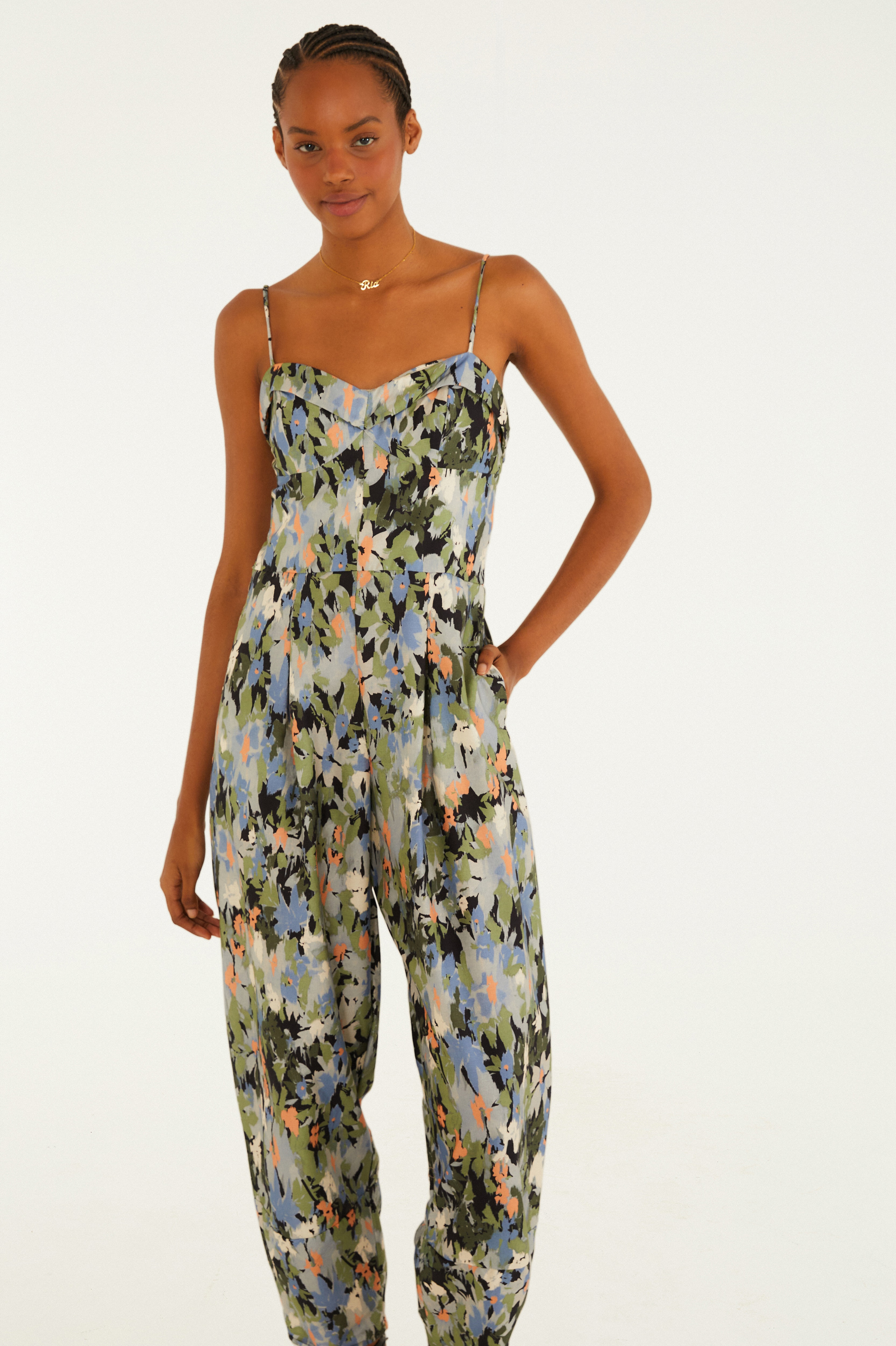 Macacão Estampado Jardim De Flor