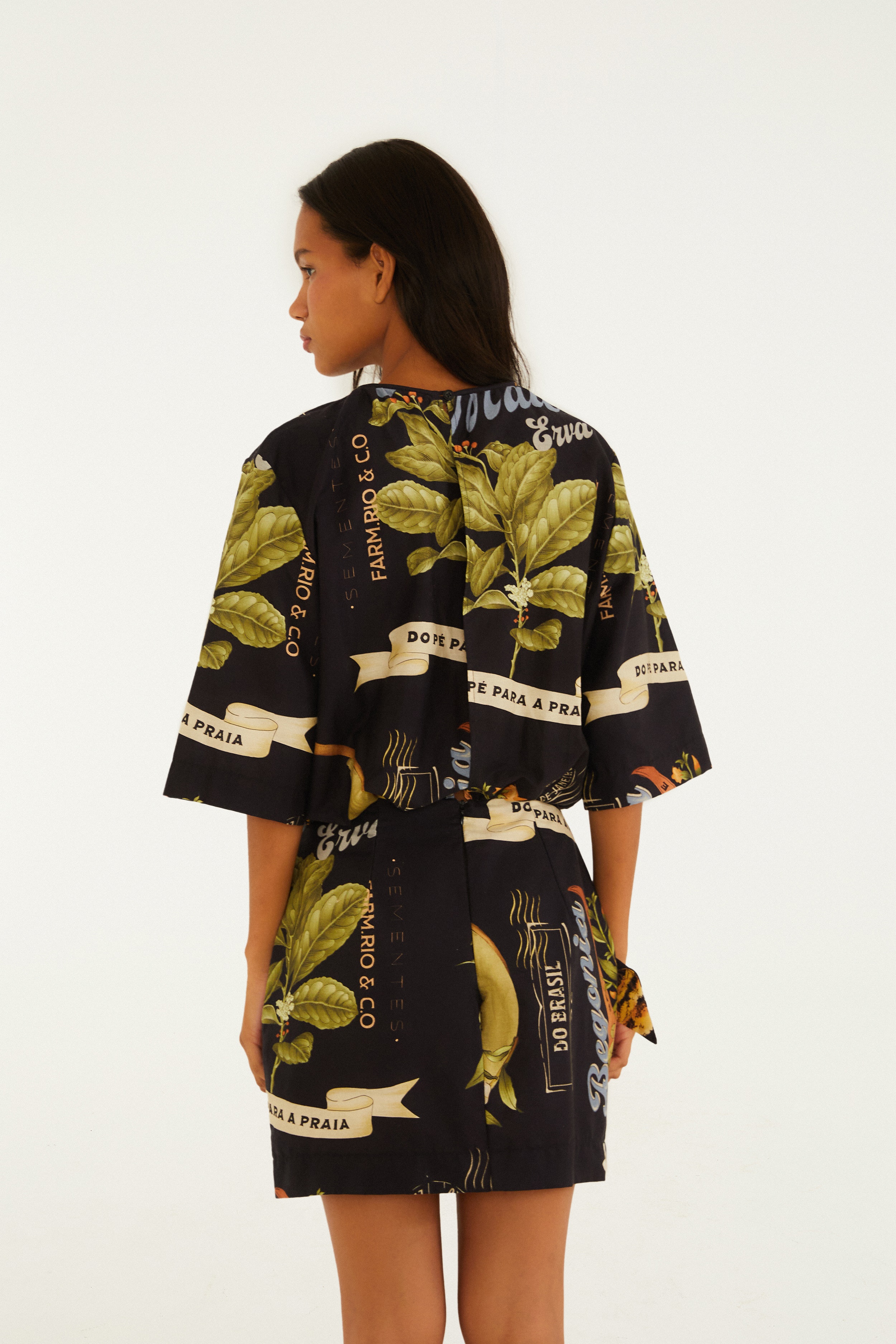 Vestido Curto Estampado Selos Do Brasil