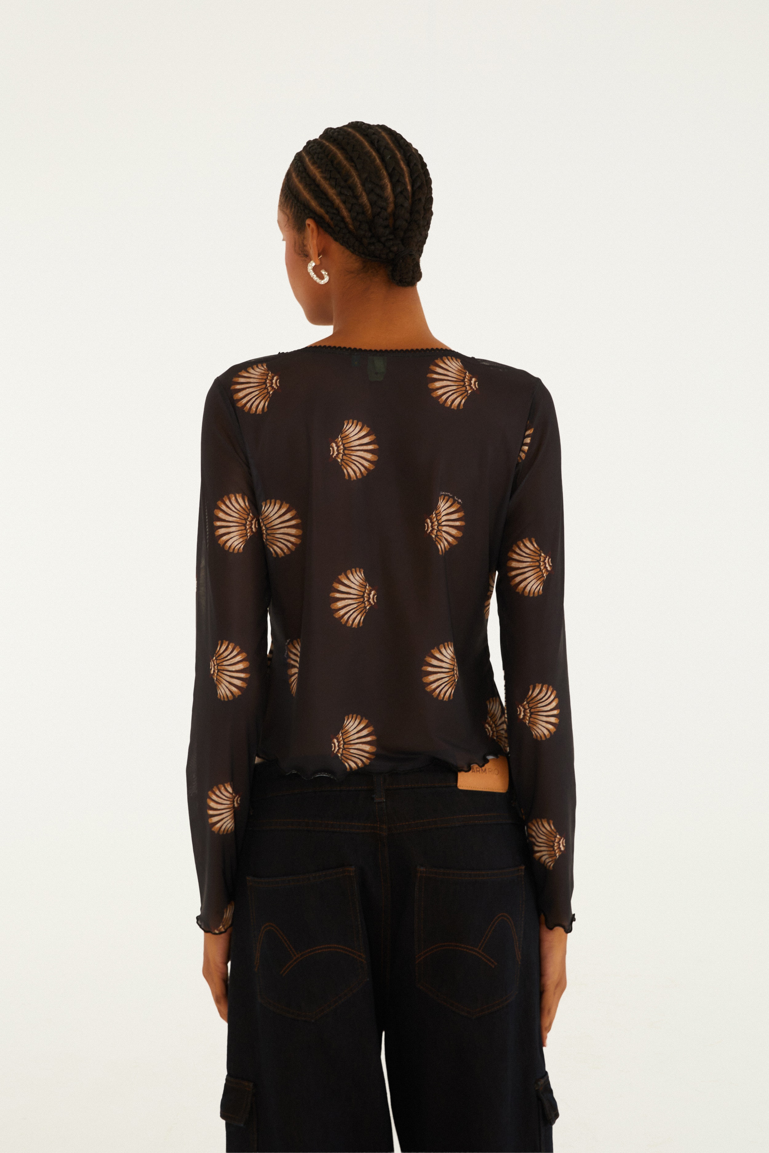 Blusa Tule Botões Estampada Conchita