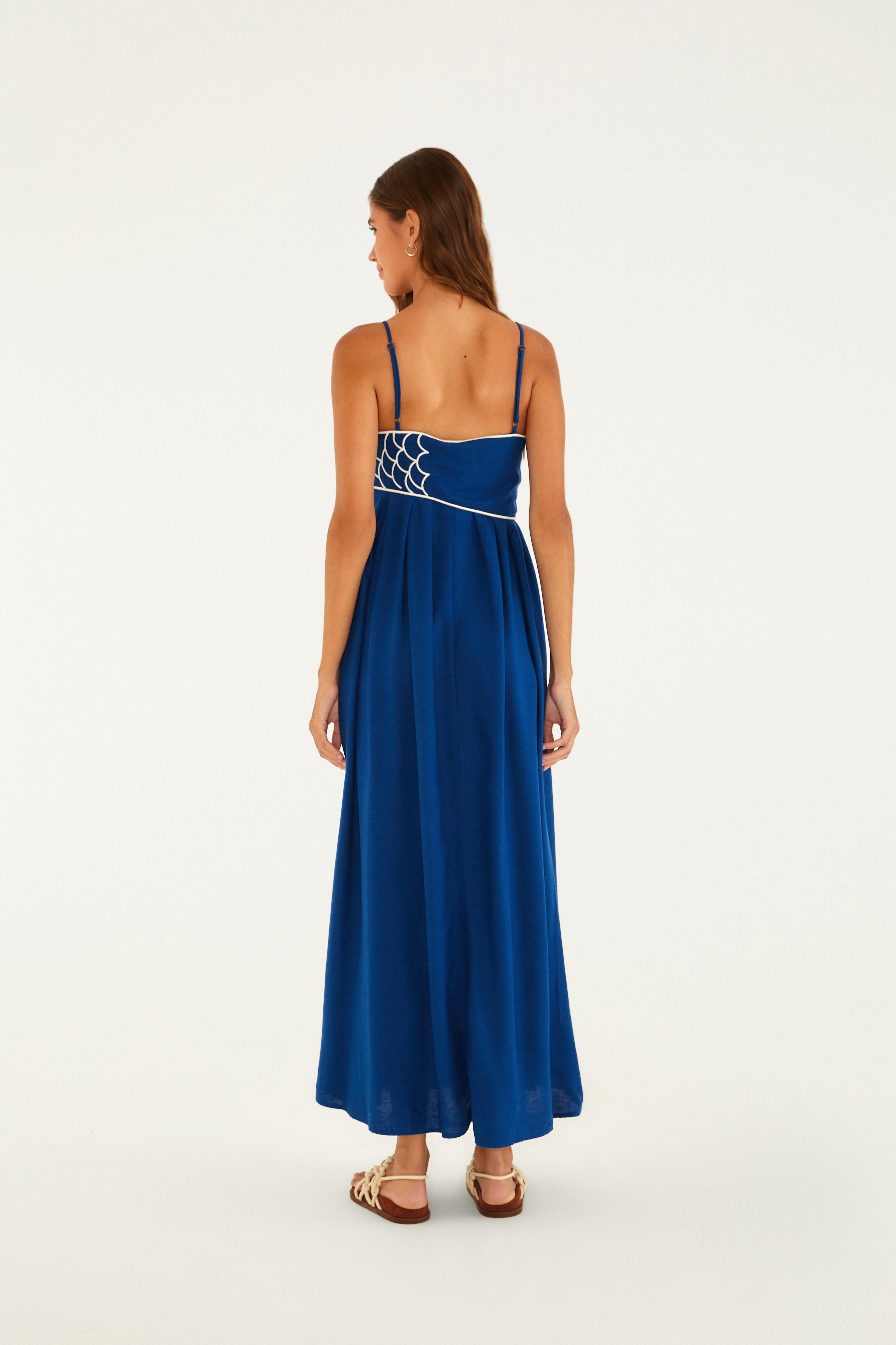 Vestido Bordado Peixe