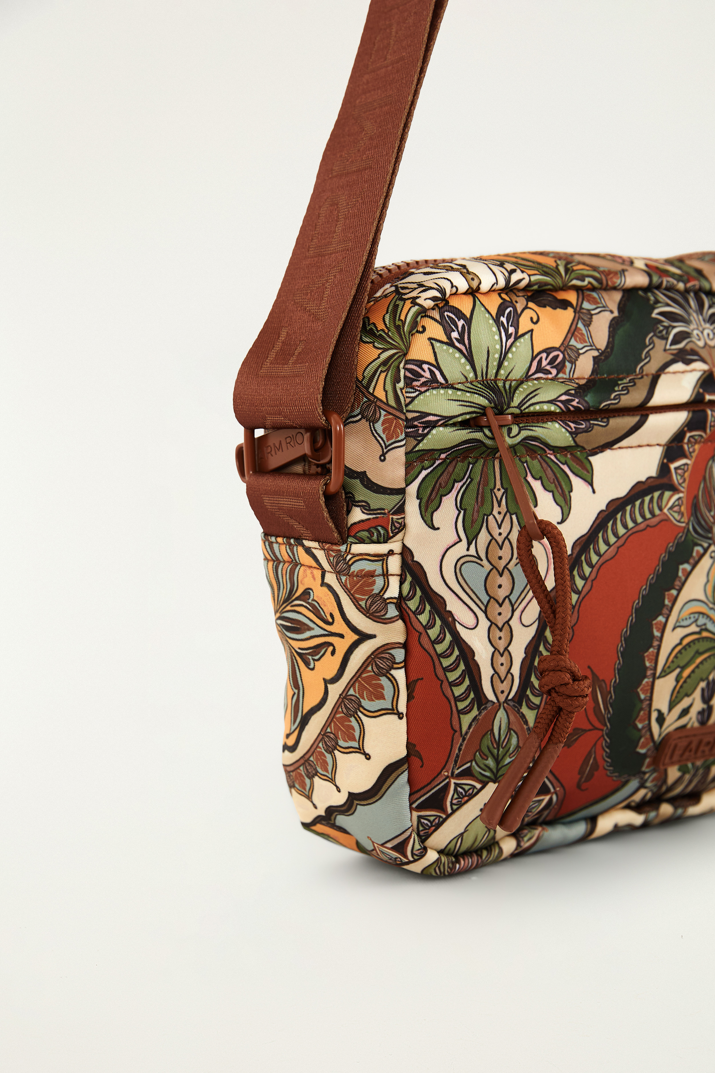 364275_57331_4-BOLSA-ZIRIGUIDUM-ODARA