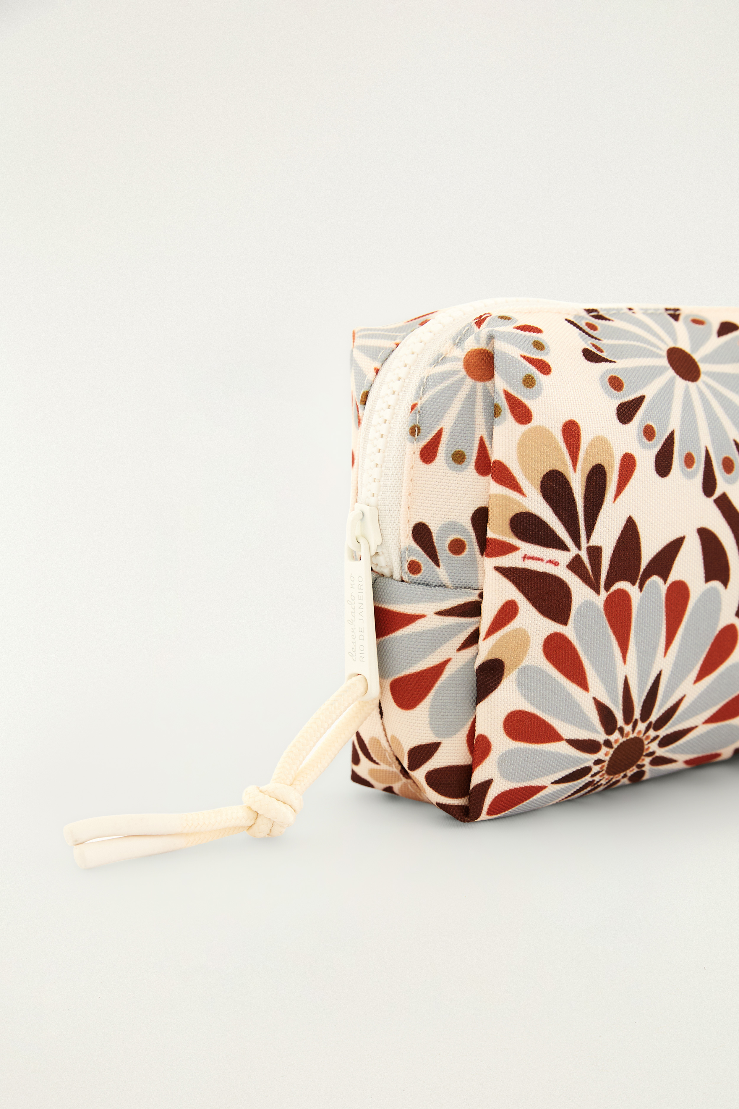 371184_57669_4-MAXI-NECESSAIRE-ORA-BOLAS-P-FLOREJO