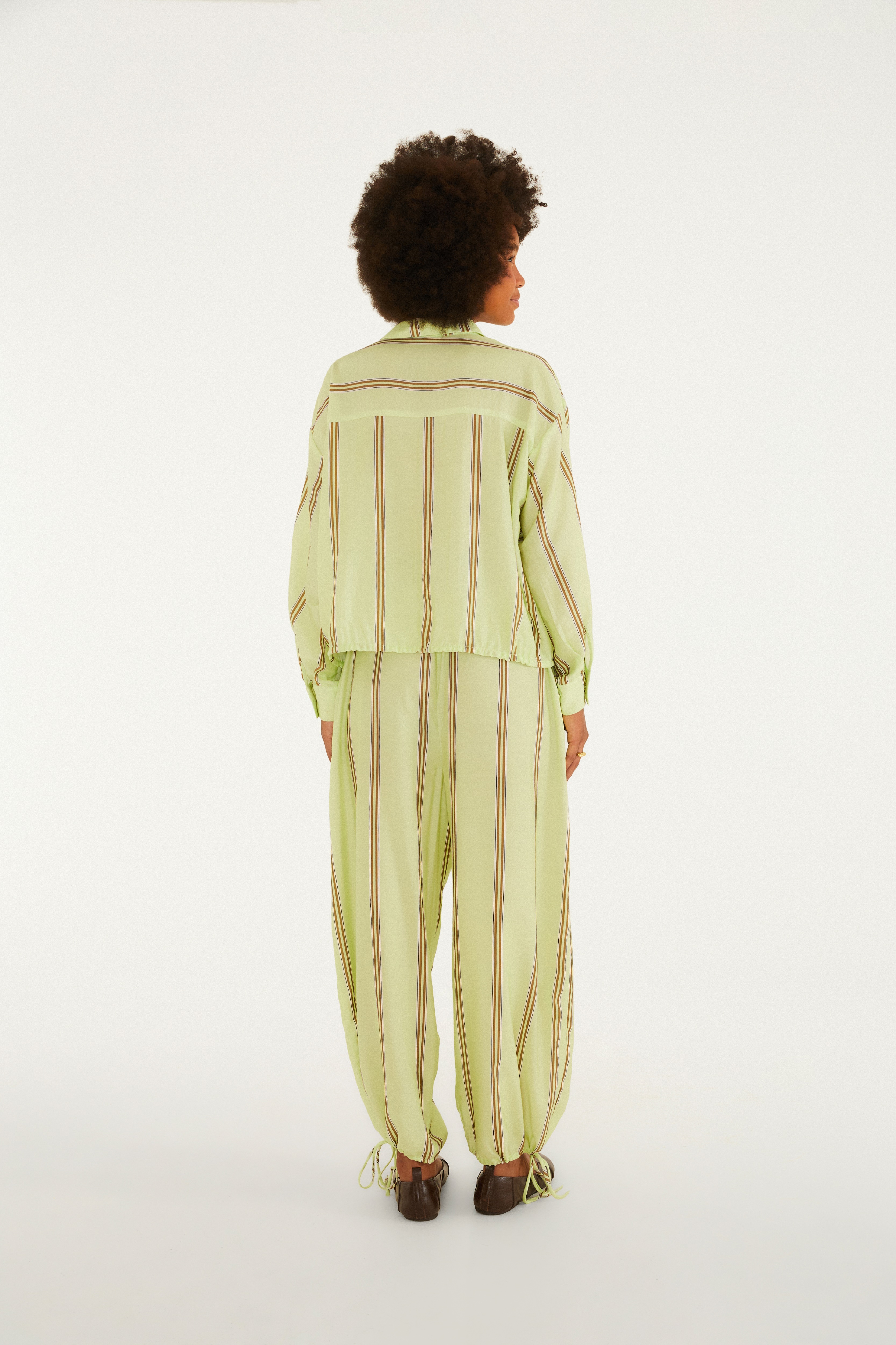 Calça Listra Amêndoa