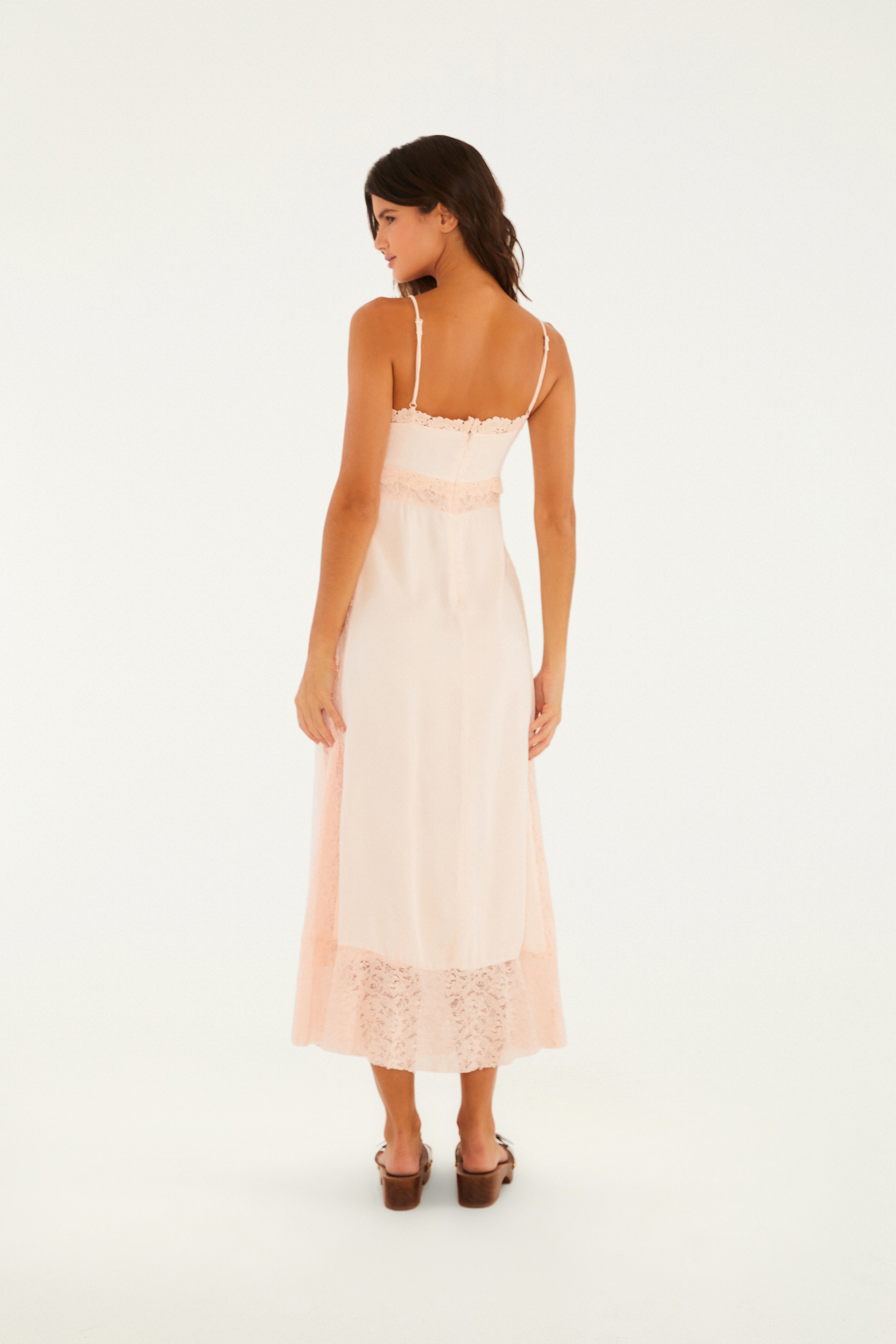 Vestido Renda Midi
