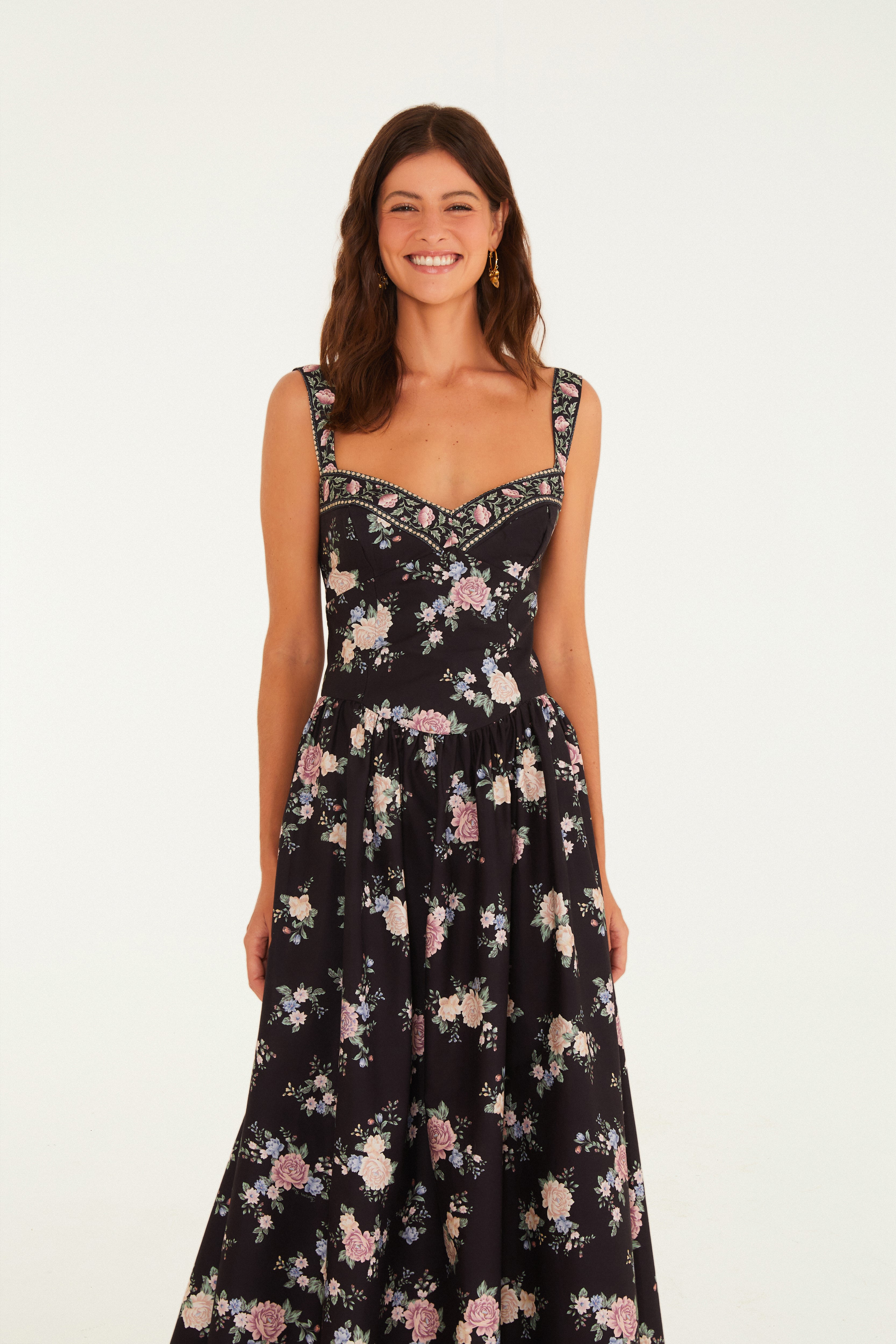 Vestido Cropped Estampado Romance