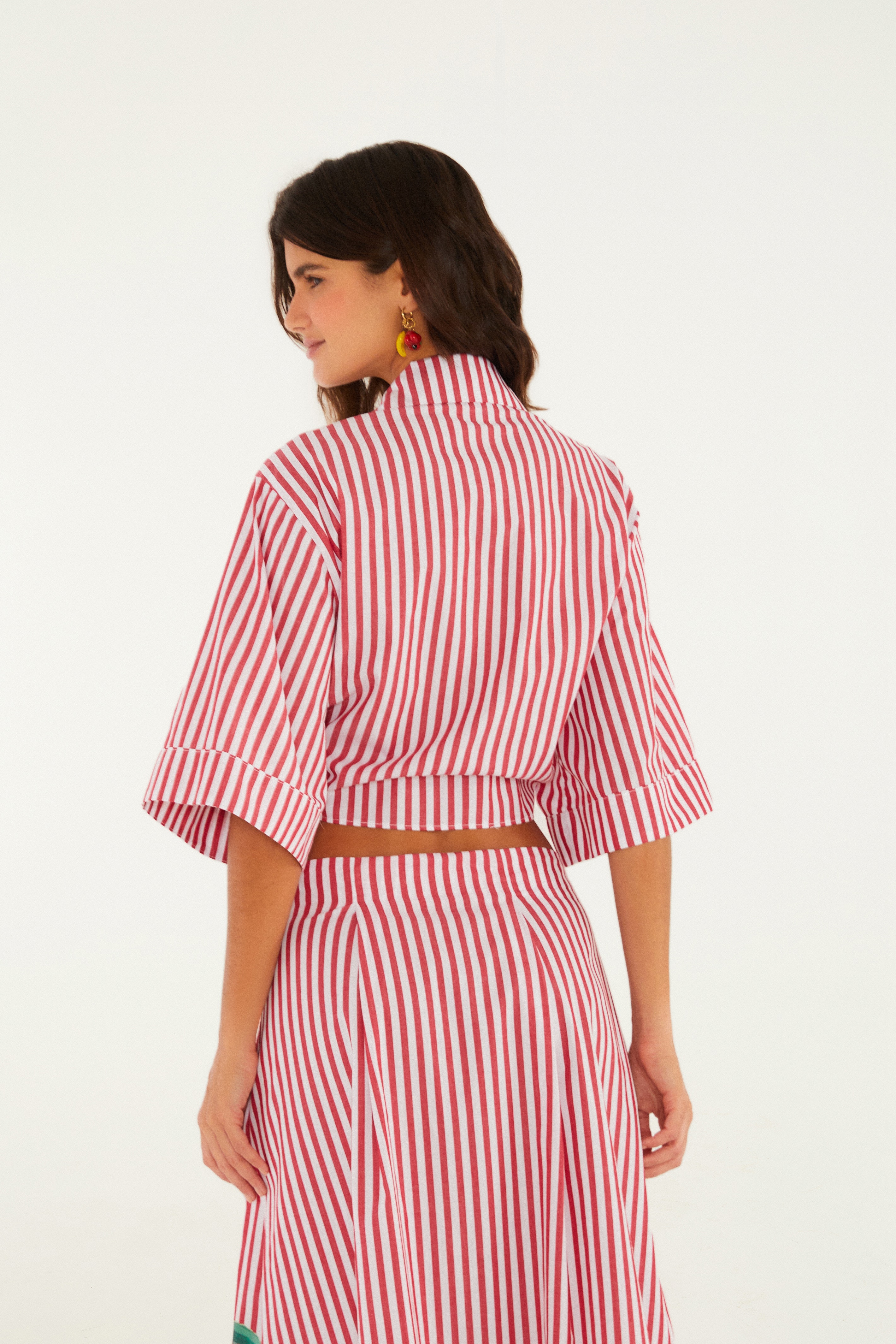 Camisa Cropped Listrada