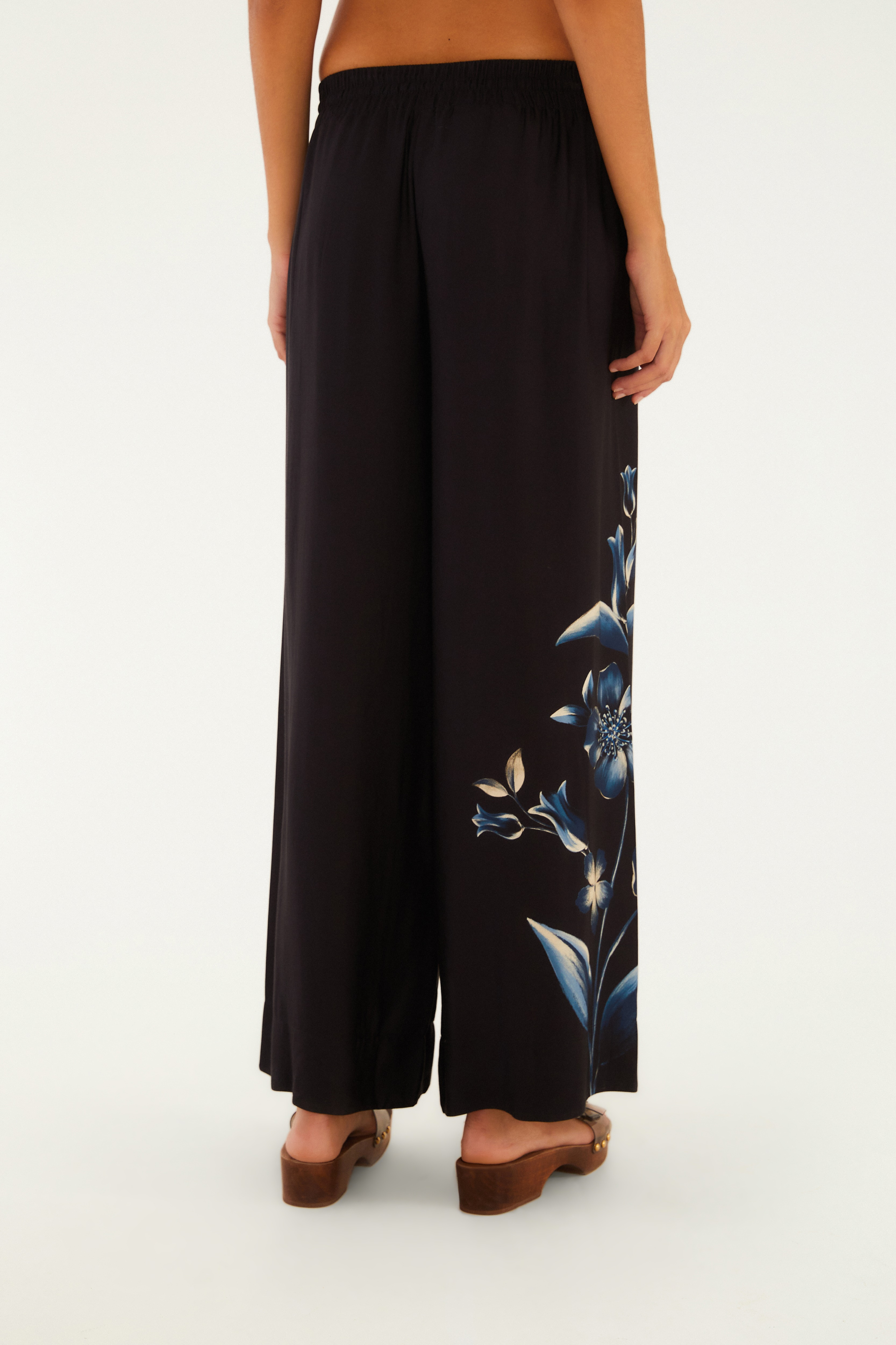 Calça Pantalona Estampada Luz Do Luar