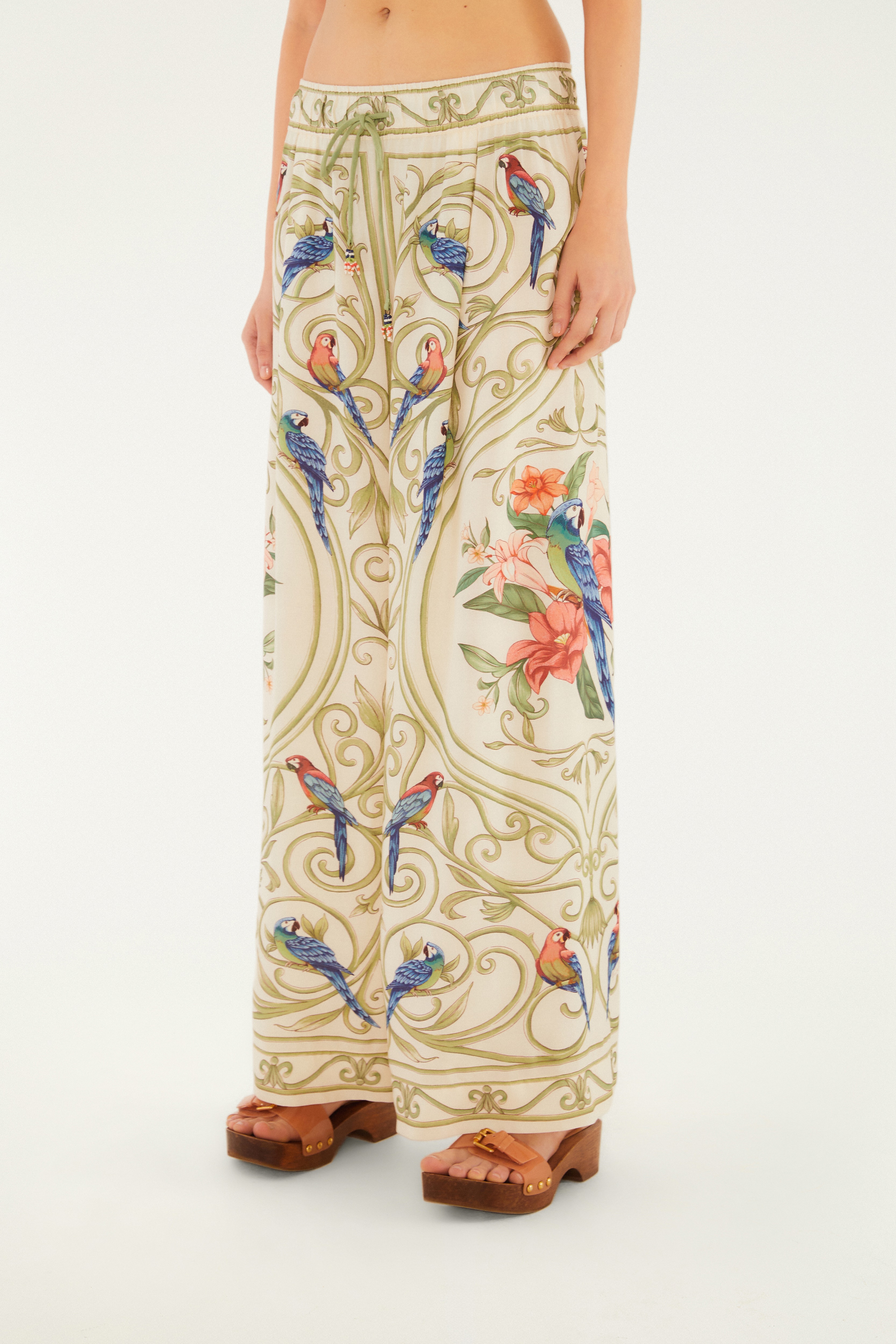 Calça Estampada Arabesco Tropical