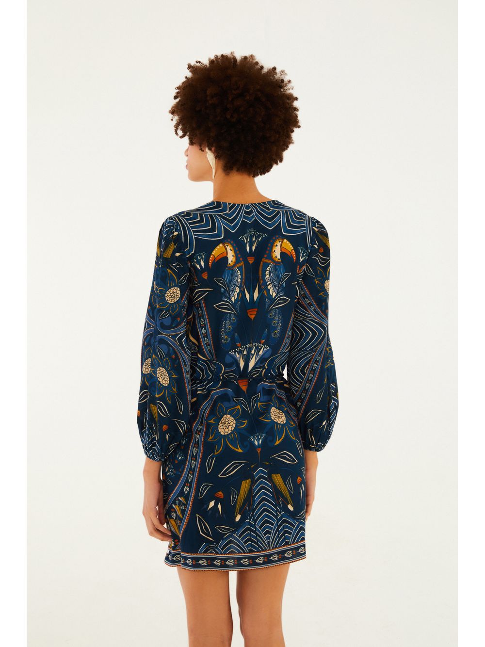 Farm — Vestido Curto Manga Estampado Lenço Riviera