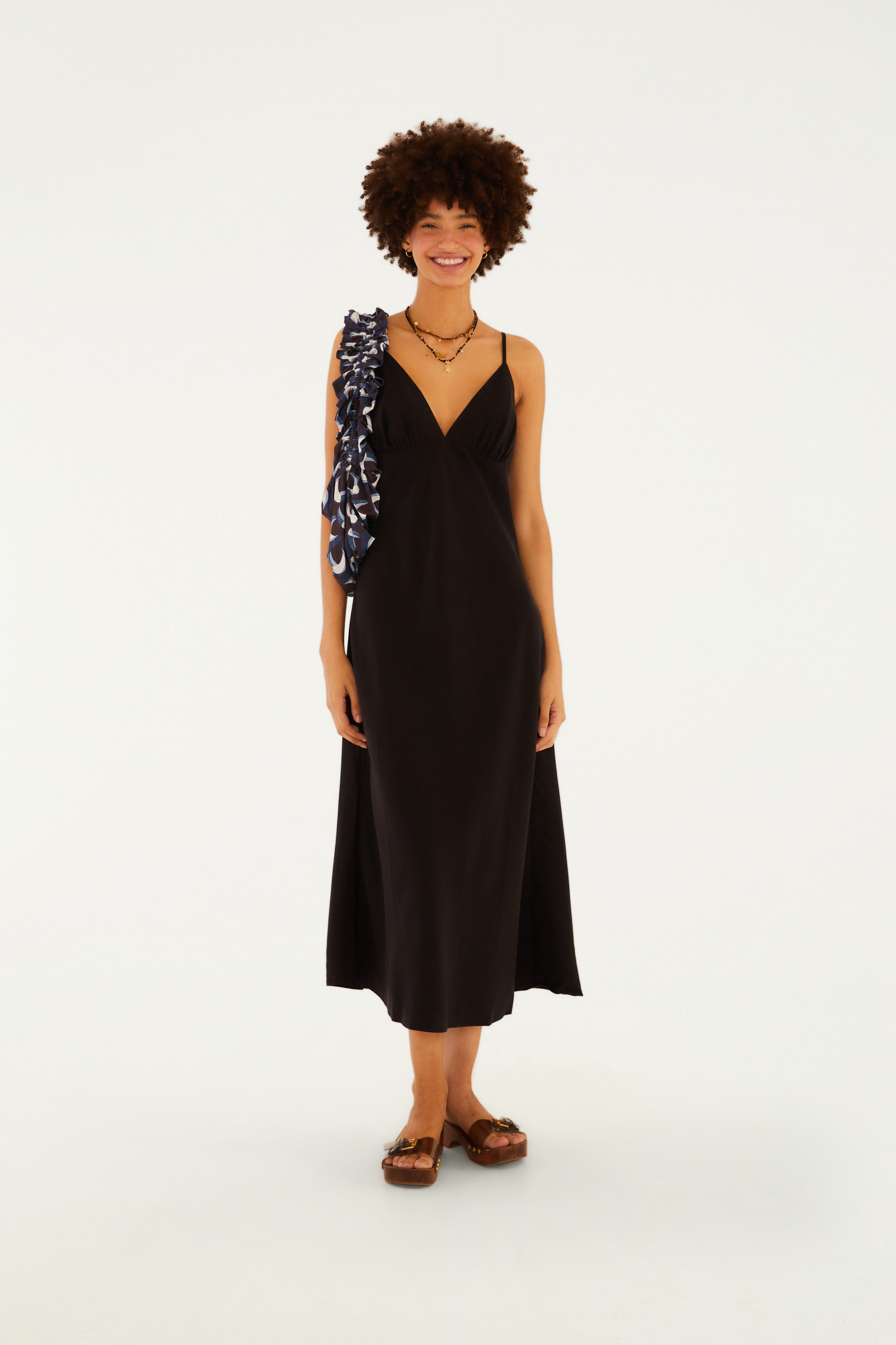 Vestido Enviesado Midi