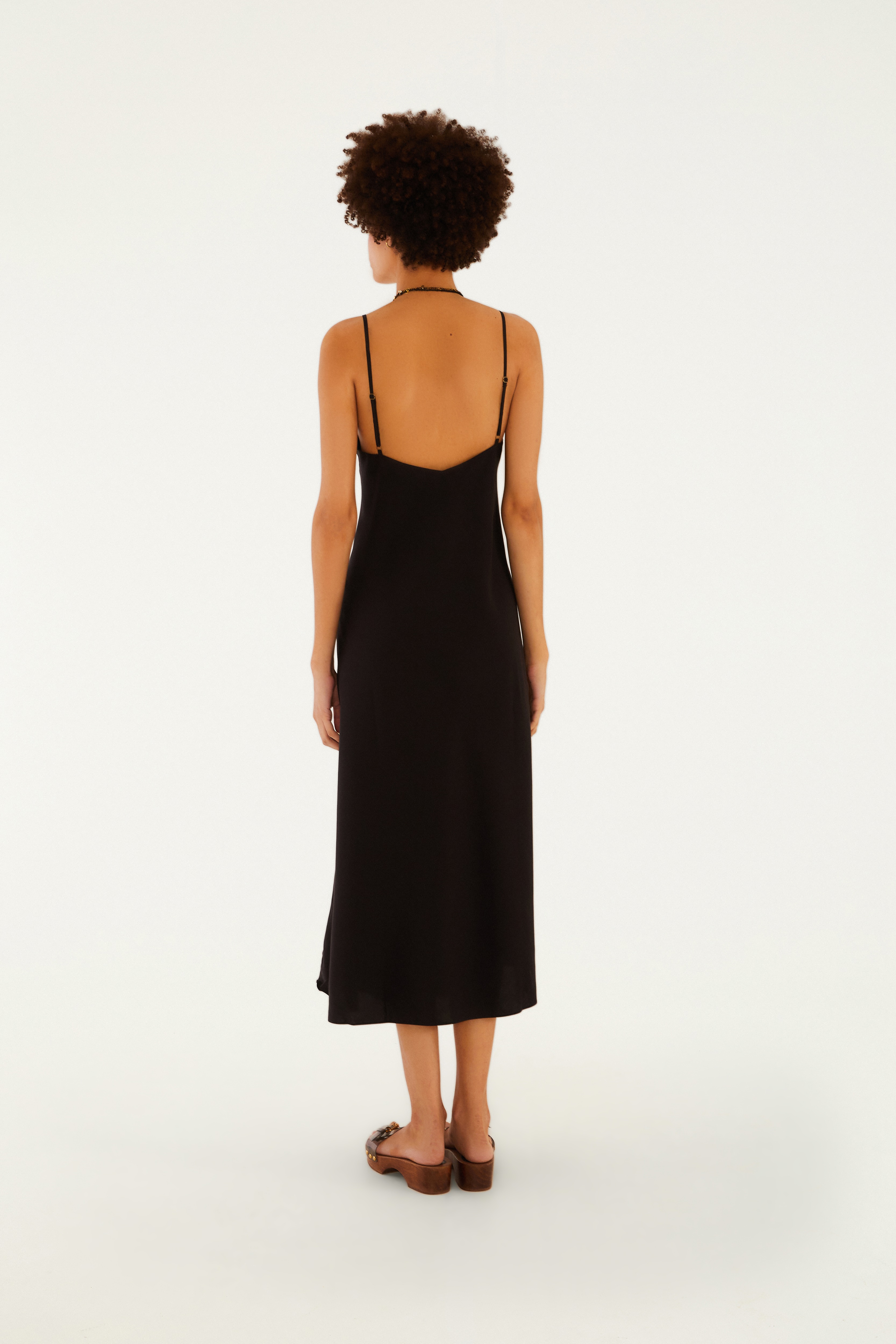 Vestido Enviesado Midi